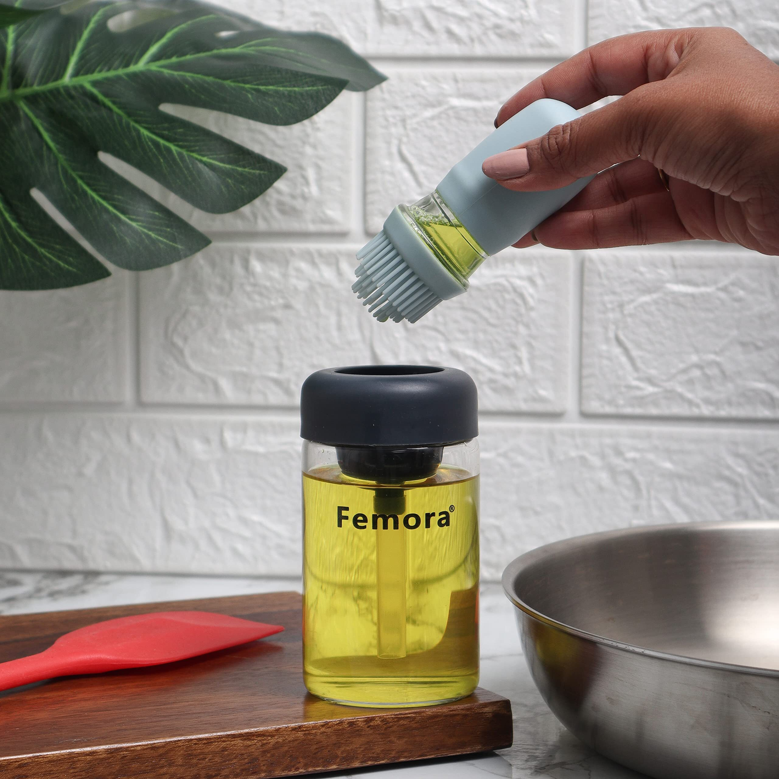 Femora Borosilicate Glass Silicone Detachable Pour & Brush Ghee Jar, Oil Jar, Oil Bottle, 200 Ml, Pack Of 1 - Grey