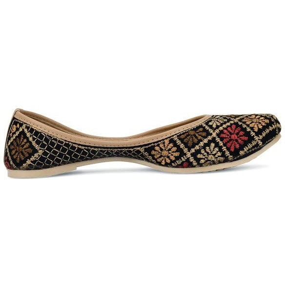Desi Colour Women Ethnic Footwear, Punjabi Jutti/Mojari-Black Thread Work 2