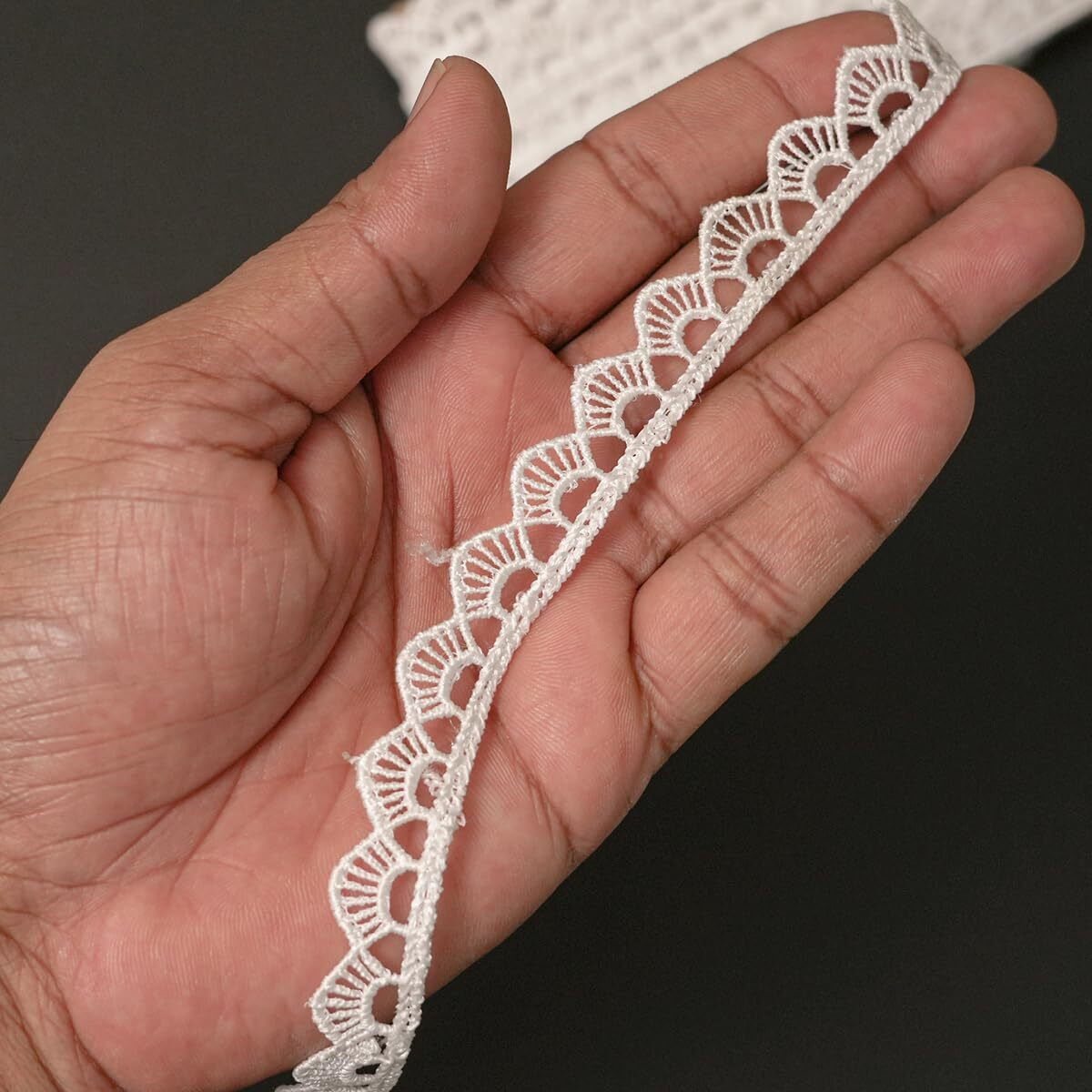 Embroiderymaterial Kinari White Cotton Trim Laces And Borders Material For Saree Border, Suit, Kurta, Dupatta, Blouse, Gown, Lehenga & Neckline (10 Meters, 1.3 Cm Wide)