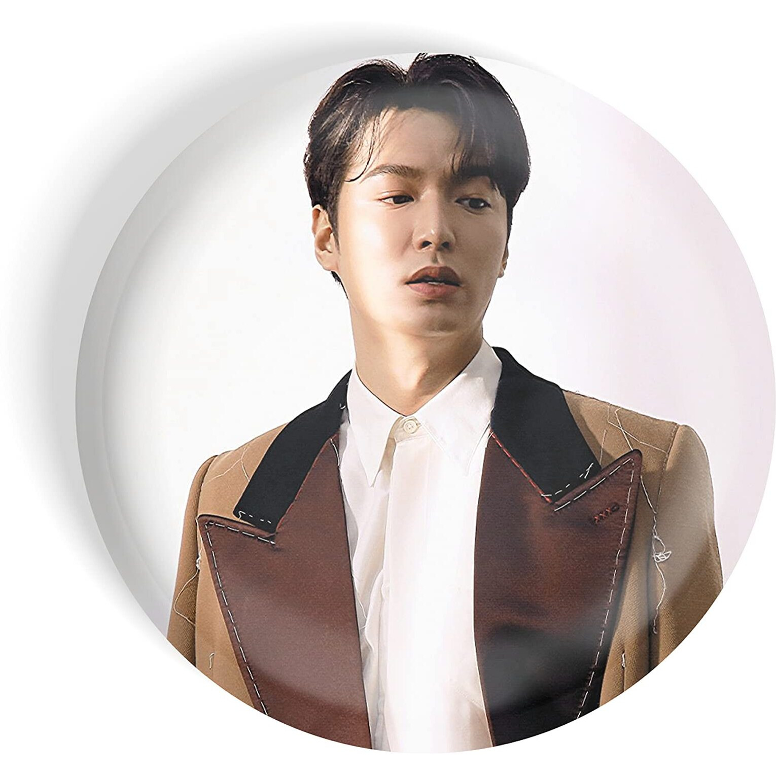 Dhcrafts Pin Badges K-Drama Korean Actor Multicolour Lee Min-Ho D12 Glossy Finish Design Pack Of 1