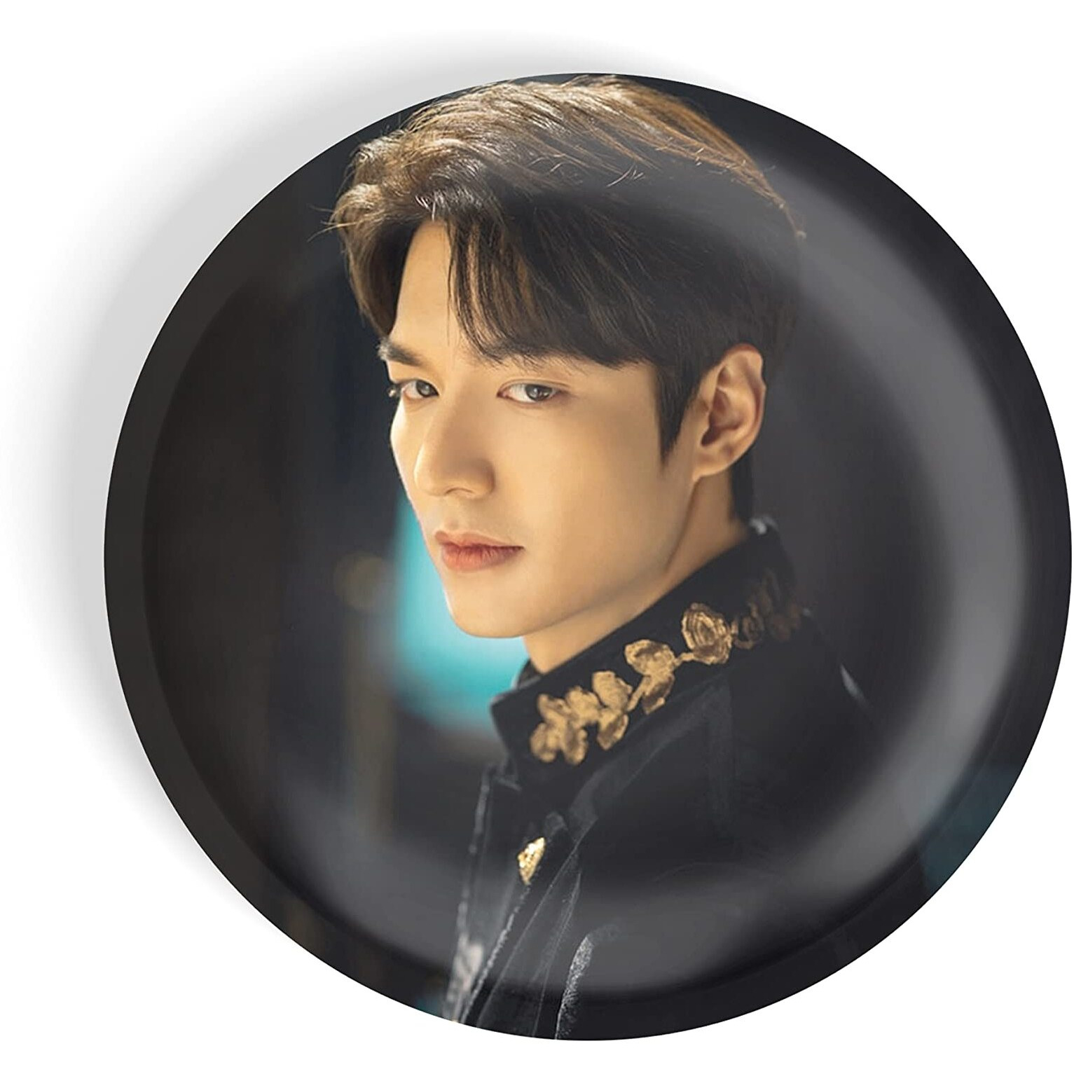 Dhcrafts Pin Badges K-Drama Korean Actor Multicolour Lee Min-Ho D16 Glossy Finish Design Pack Of 1