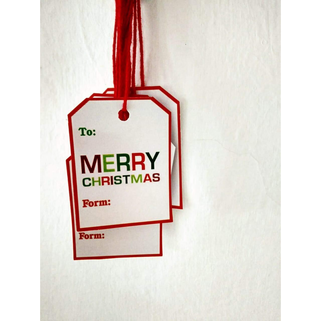 Atmiyamart Merry Christmas Decorative Gift Tags With String Paper Tags 100Piece