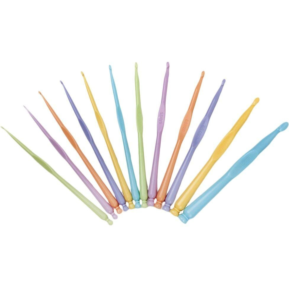 Buymz 12Pcs Crochet Hooks Knitting Needles Set Colour Handle Large-Eye Blunt Needles Weaving Tools Kit Sewing Needles Craft Set, Ergonomic Crochet With Stitch Markers And Multicolor Aluminum Crochet Hooks For Arthritic Hands