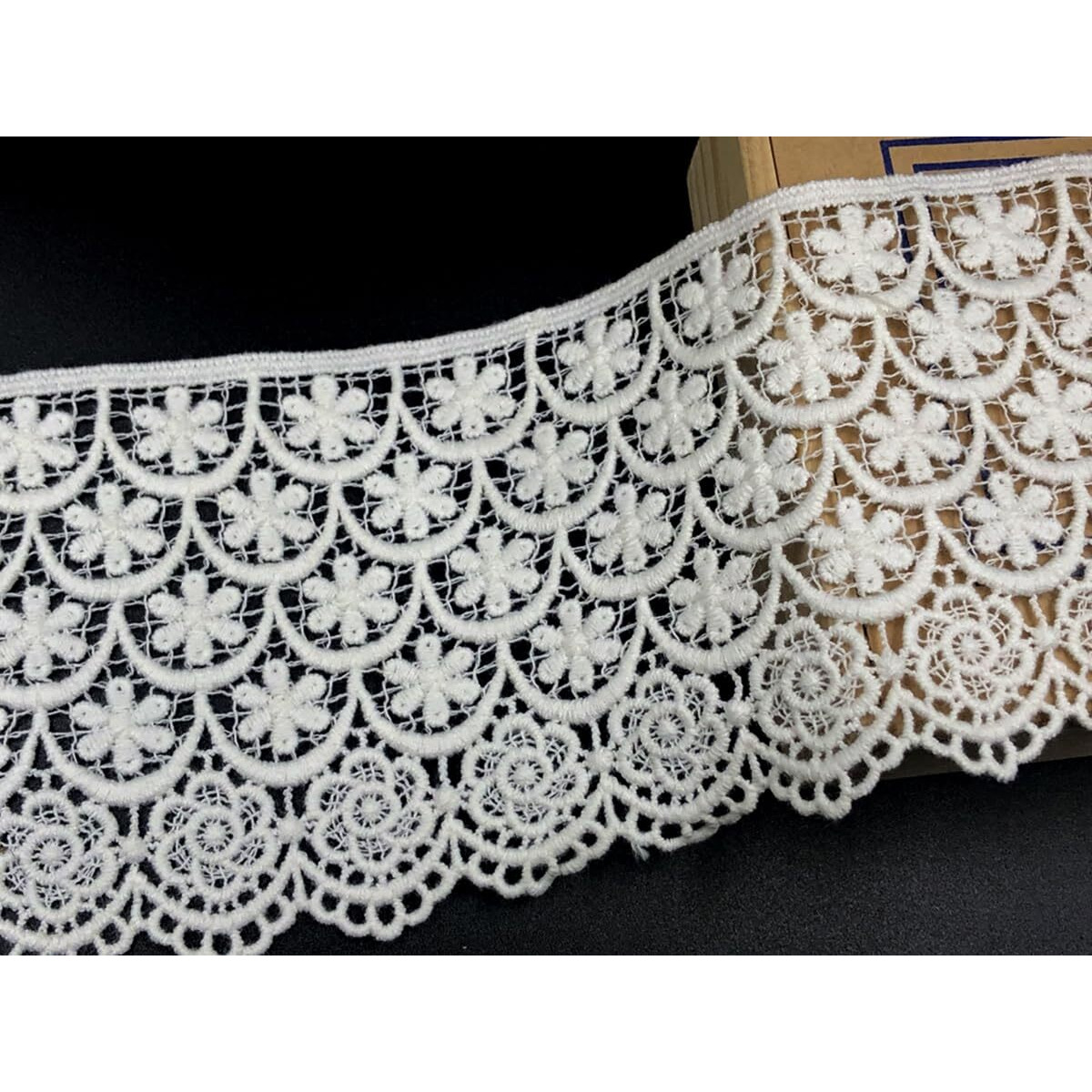 Orient Lace Craft Off White Lace Border Material For Suits,Saree An Dupatta (Size 10.5 Cm) Qty 4.5 Meter