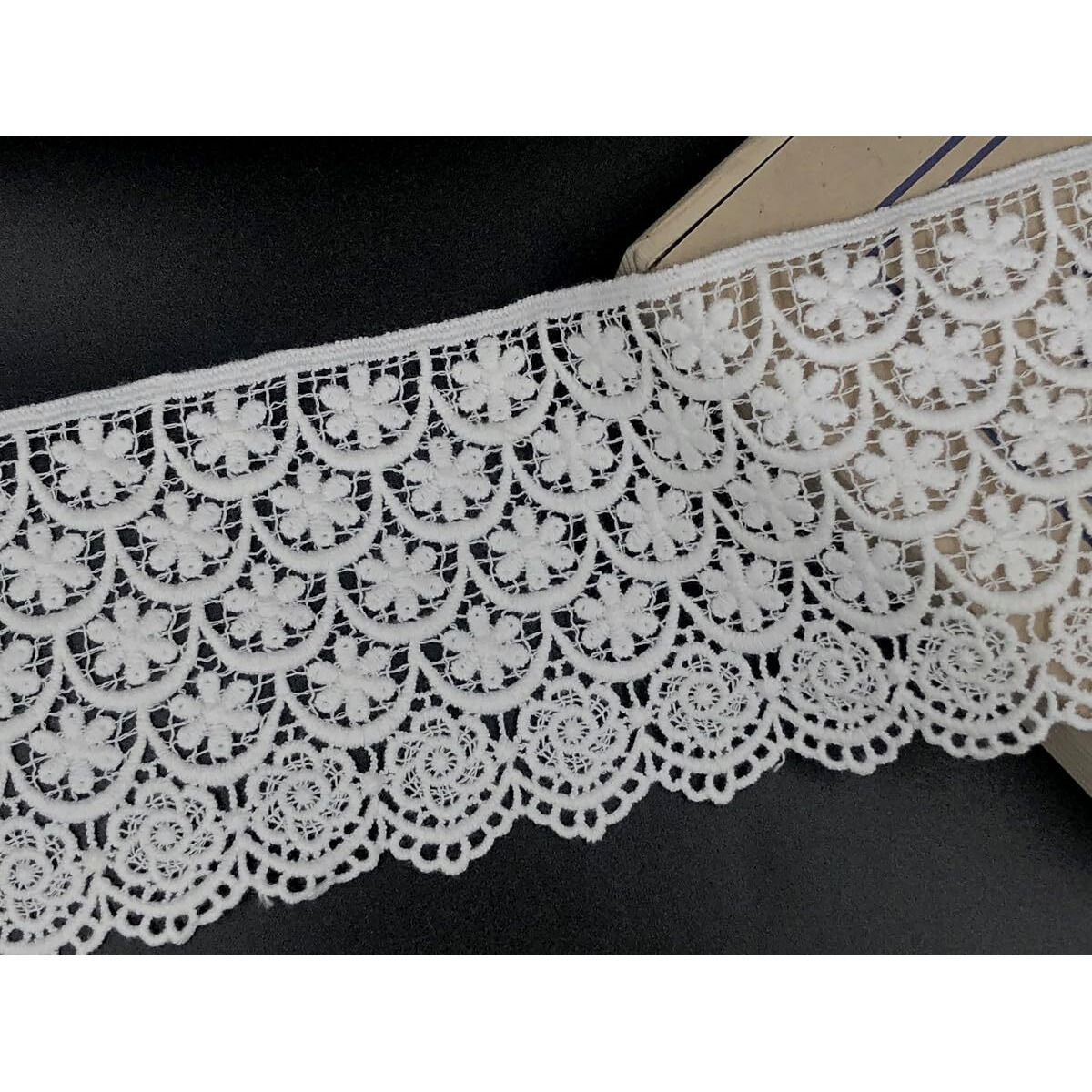 Orient Lace Craft Off White Lace Border Material For Suits,Saree An Dupatta (Size 10.5 Cm) Qty 4.5 Meter