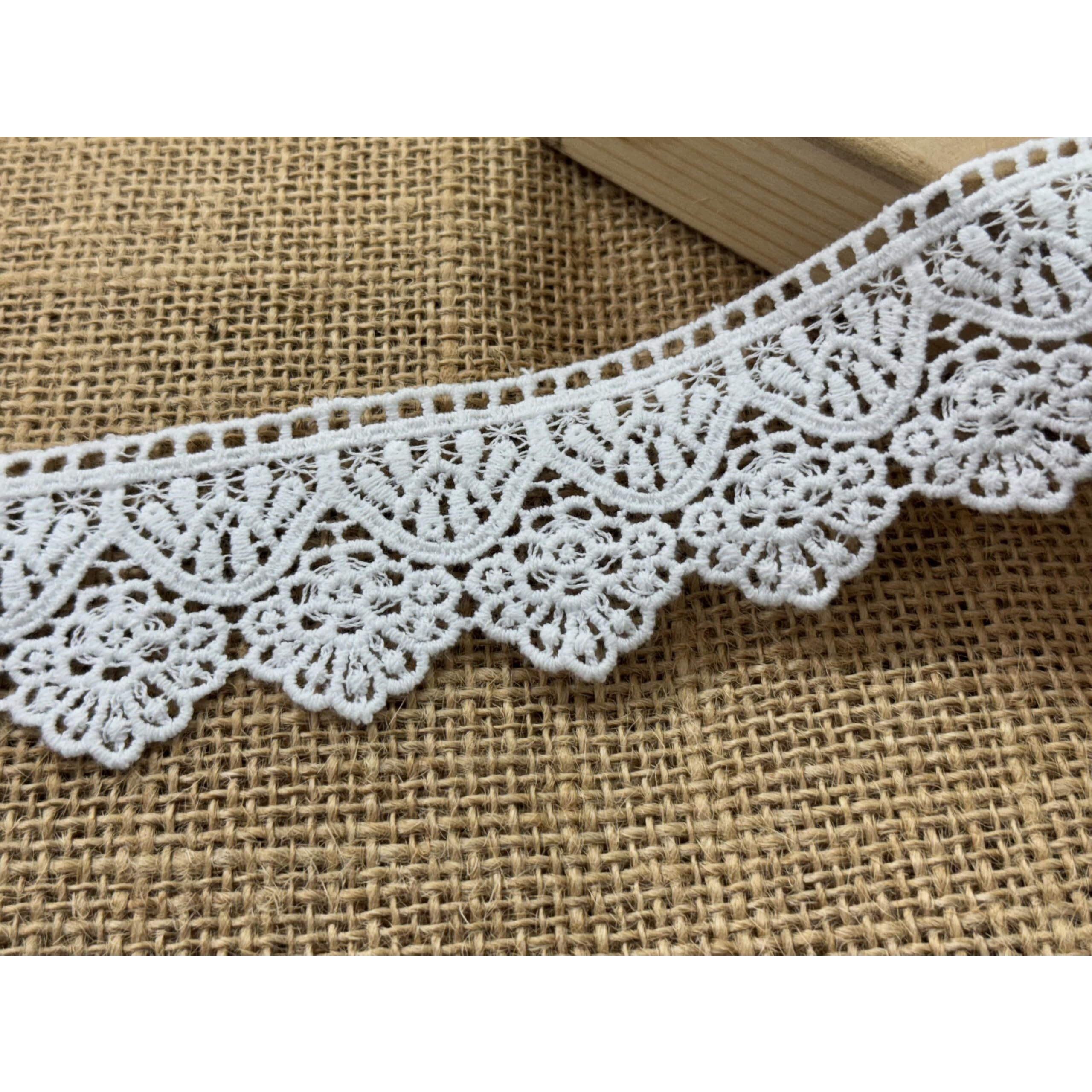 Off White Cotton Lace And Border Material For Suits,Saree & Dupatta (Size 4.5 Cm) Qty 5 Meter,Used As Trims,Borders,Fancy Embroidery Lace,Applique,Fabric Lace,Sewing Supplies,Cotton Lace Work,Diy.