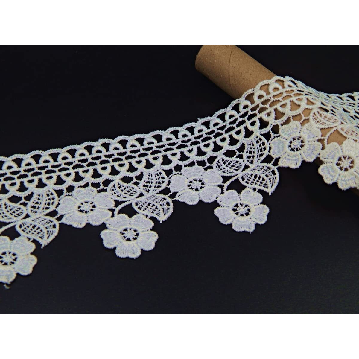 White Floral Scalloped Lace And Border Material For Suits,Saree (Qty 5 Mtr),Used As Trims,Borders,Embroidery Lace,Applique,Fabric Lace,Sewing Supplies,Cotton Lace Work,Dupatta Lace Bridal,Diy.