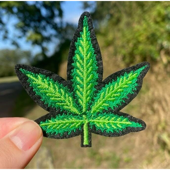 Unique Embroidery Work Iron On Sew On Patches For Do It Yourself Jacket Denim Decoration| Leaf Sports Badge
