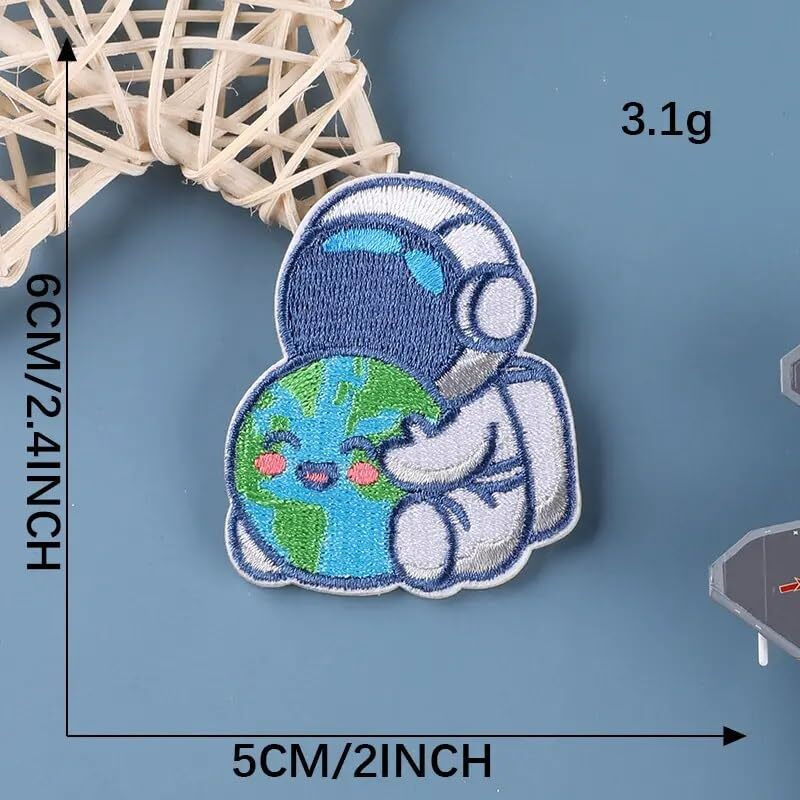 Daily Crafts 5 Pc Embroidered Patch Cartoon Space Theme New Winter Collection Cute Sew On/Iron On Patch Applique Bag Clothes Applique Dress Hat Jeans Sewing Diy Decoration