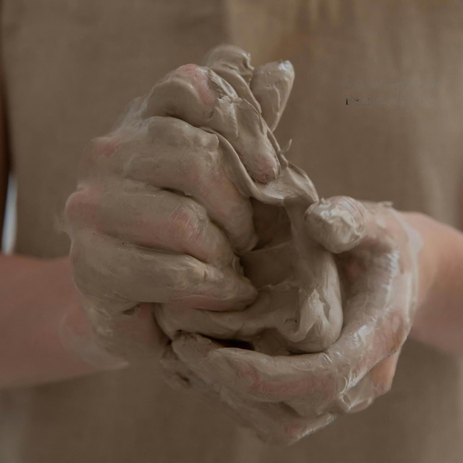 Ganesh Pottery Premium Shadu Mati For Modeling, Art & Craft Projects| Shadu Mati - Air Dry Wet Clay For Children & Professional Artists - Ready To Use Natural Eco Friendly Molding Clay (1Kg)