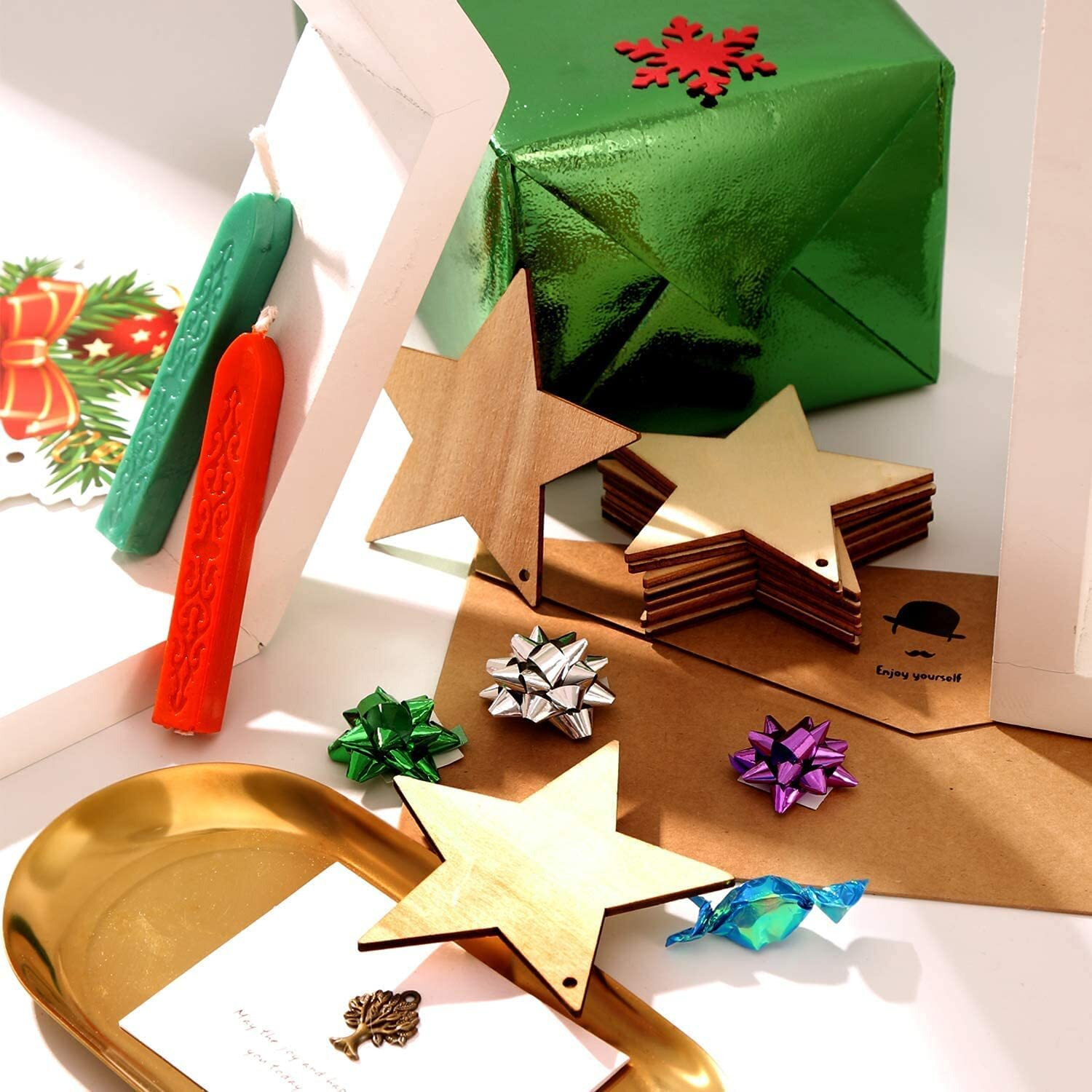 Crisell Star Shape Unfinished 2.5Mm Thick Mdf Pine Wood Pieces, Blank Wood Pieces Wooden Cutouts Ornaments For Craft Project And Party Wedding Decoration (2.5 Inch, 50)