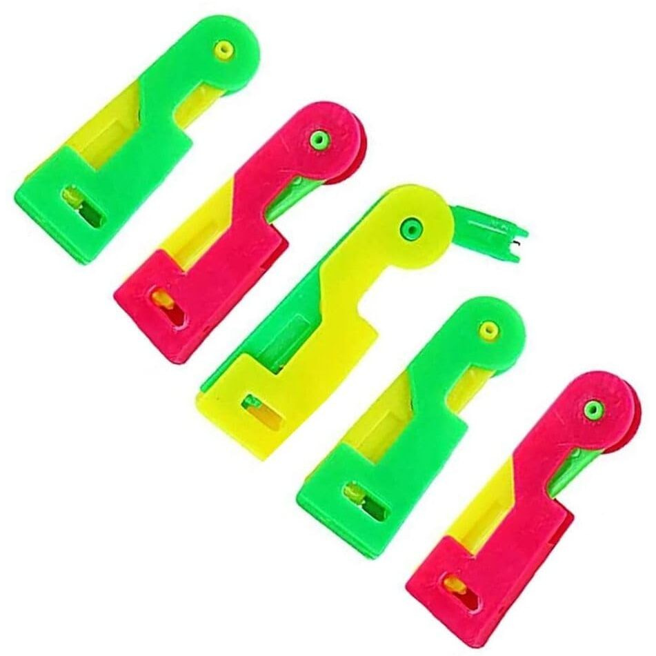 On Blow Automatic Needle Threader, Plastic Thread Guide Device, Yellow And Green (Pack Of 1)