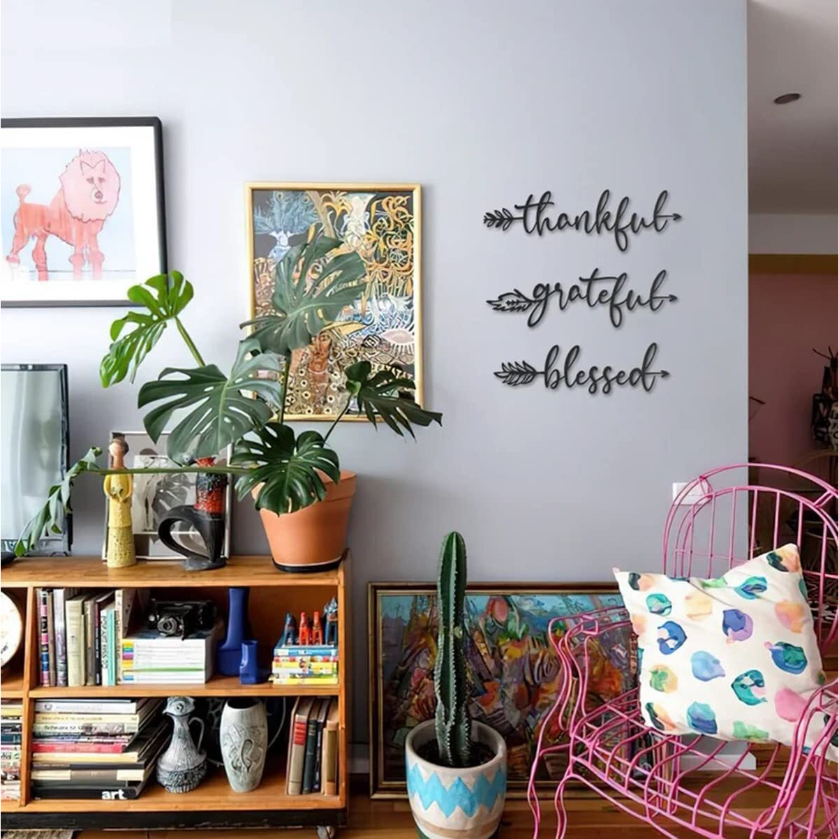 Meraki Mart Black Thankful Grateful Blessed Sing Designed Art Of Wood Wall Round Hanging Decor Plaque Sculptures Black Wall Decoration Home, Bedroom, Cafe, Bathroom, Office (Pack Of 1, 16 Inches)