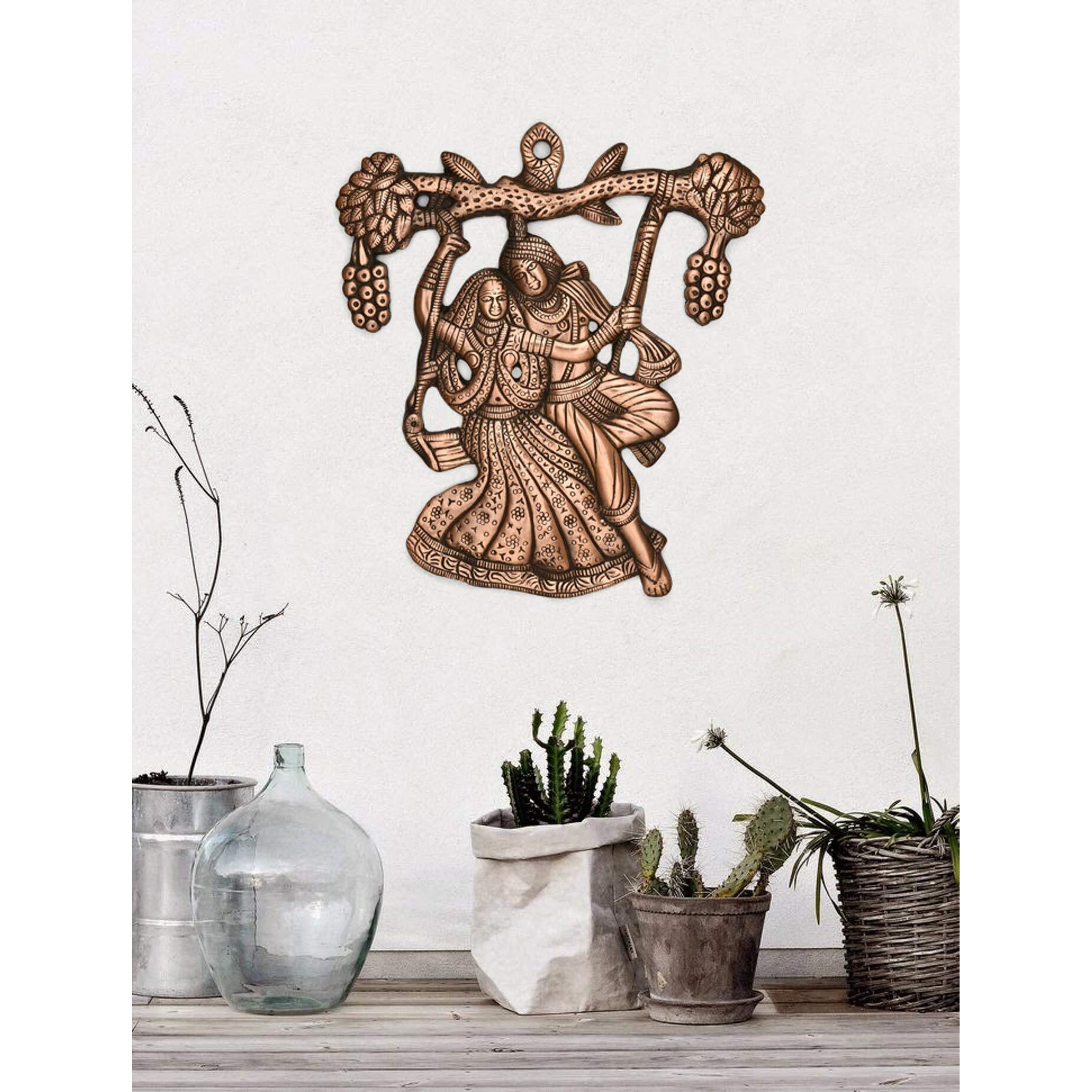 Collectible India Radha Krishna On Jhula Metal Wall Hanging Sculpture Hindu God Radha Krishn Idol Swinging Home Decorative Showpiece Arts