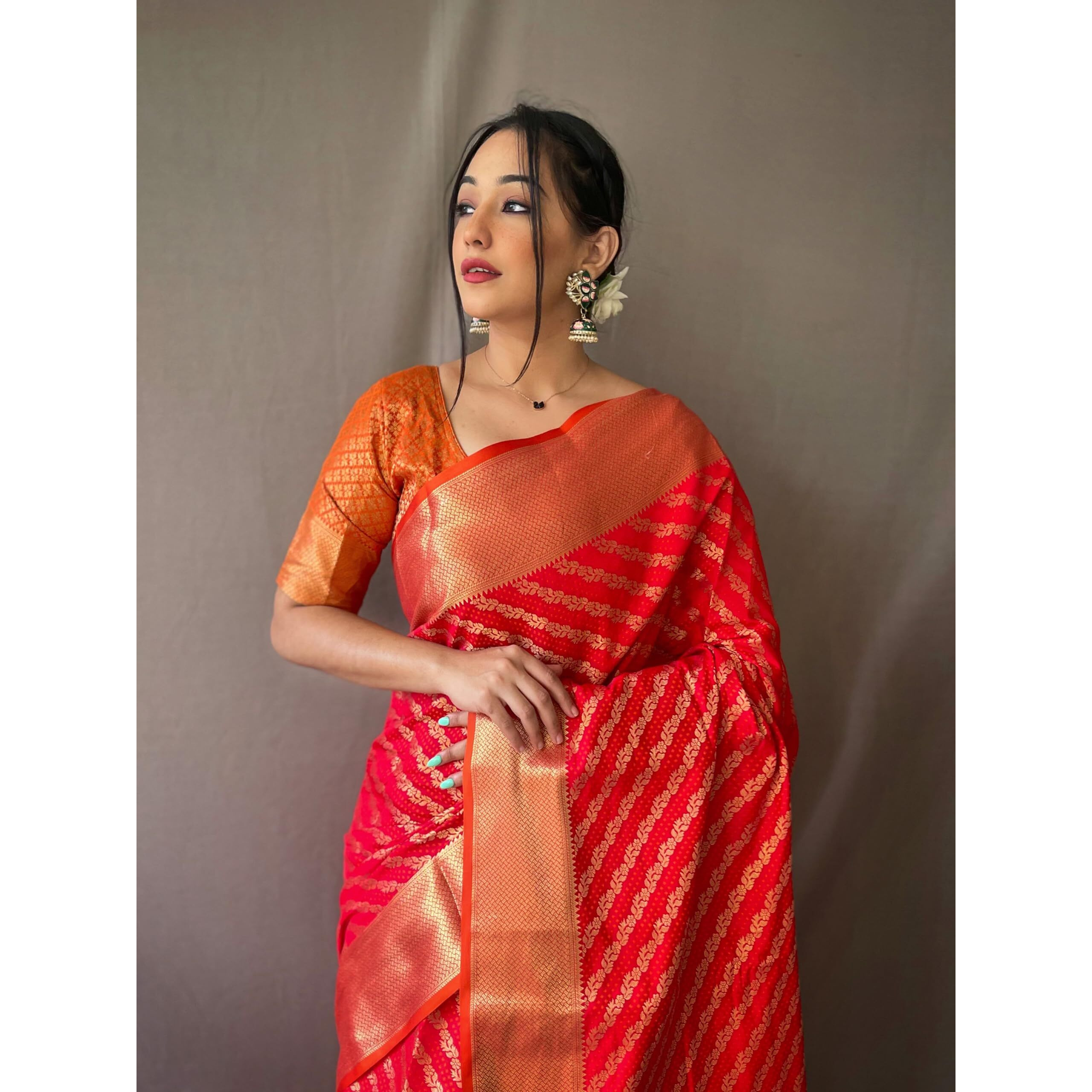 SGF11 Womens Leriya patola Soft Lichi Silk Banarasi Sarees With Blouse Piece (Red)