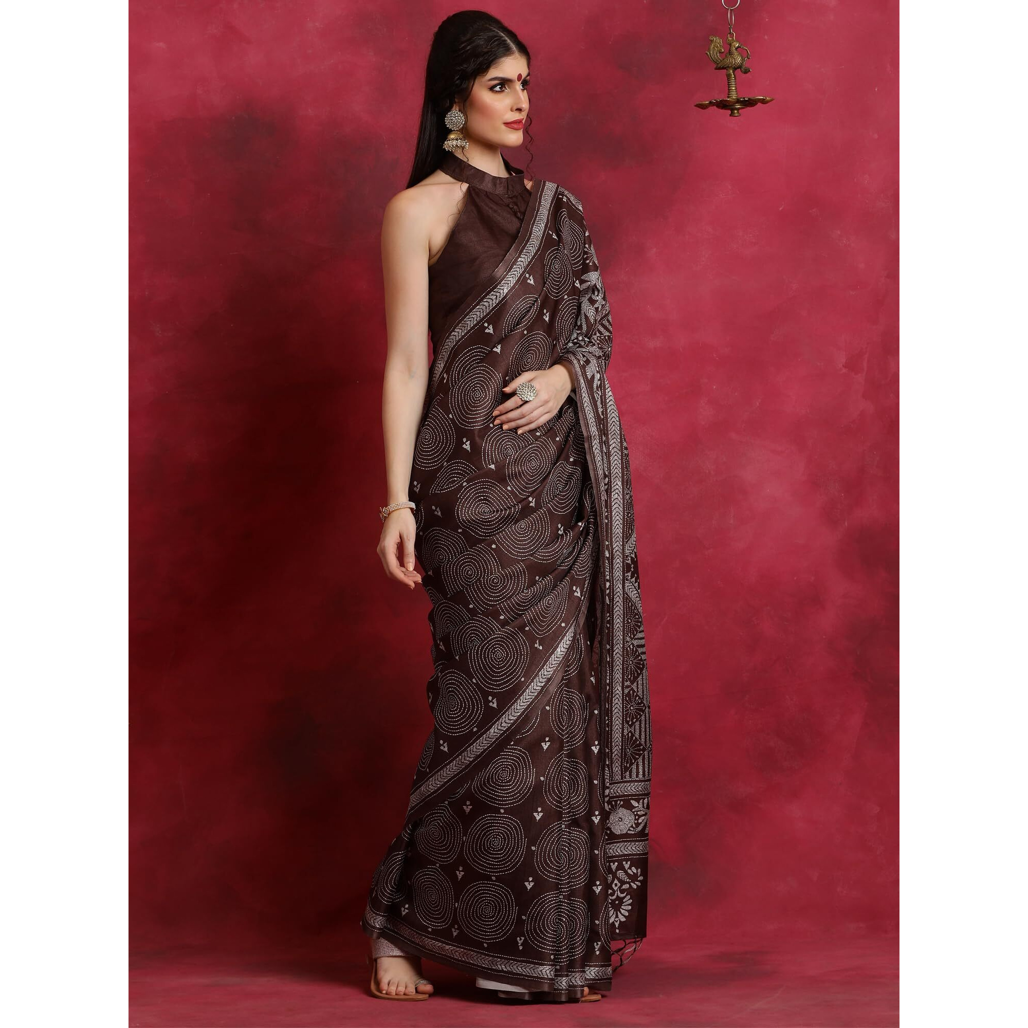 AKHILAM Womens Manipuri Silk Ethnic Motif Saree With Unstitched Blouse Piece(Brown_KNTHAC1007_HS)
