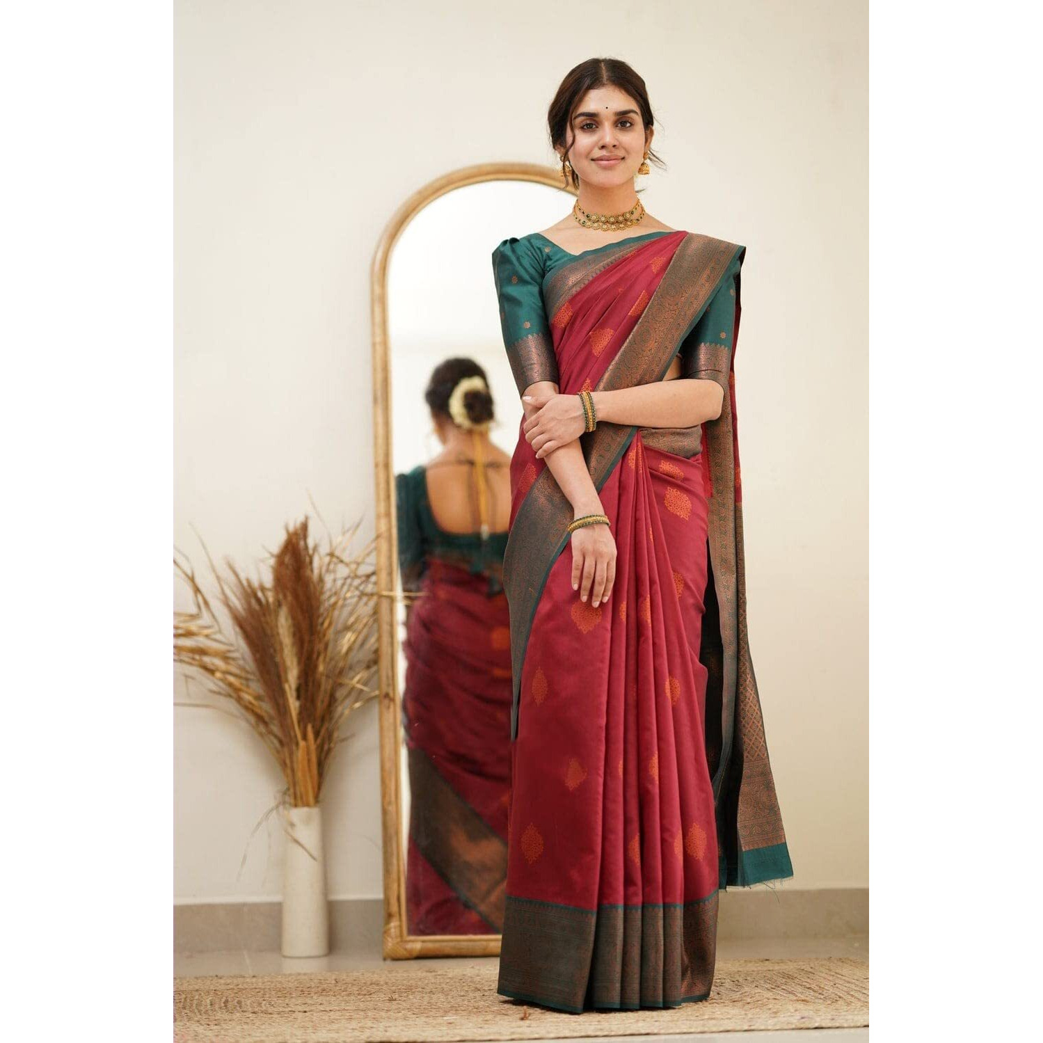SGF11 - Womens Kanjivaram Soft Silk Saree With Blouse Piece (Maroon)