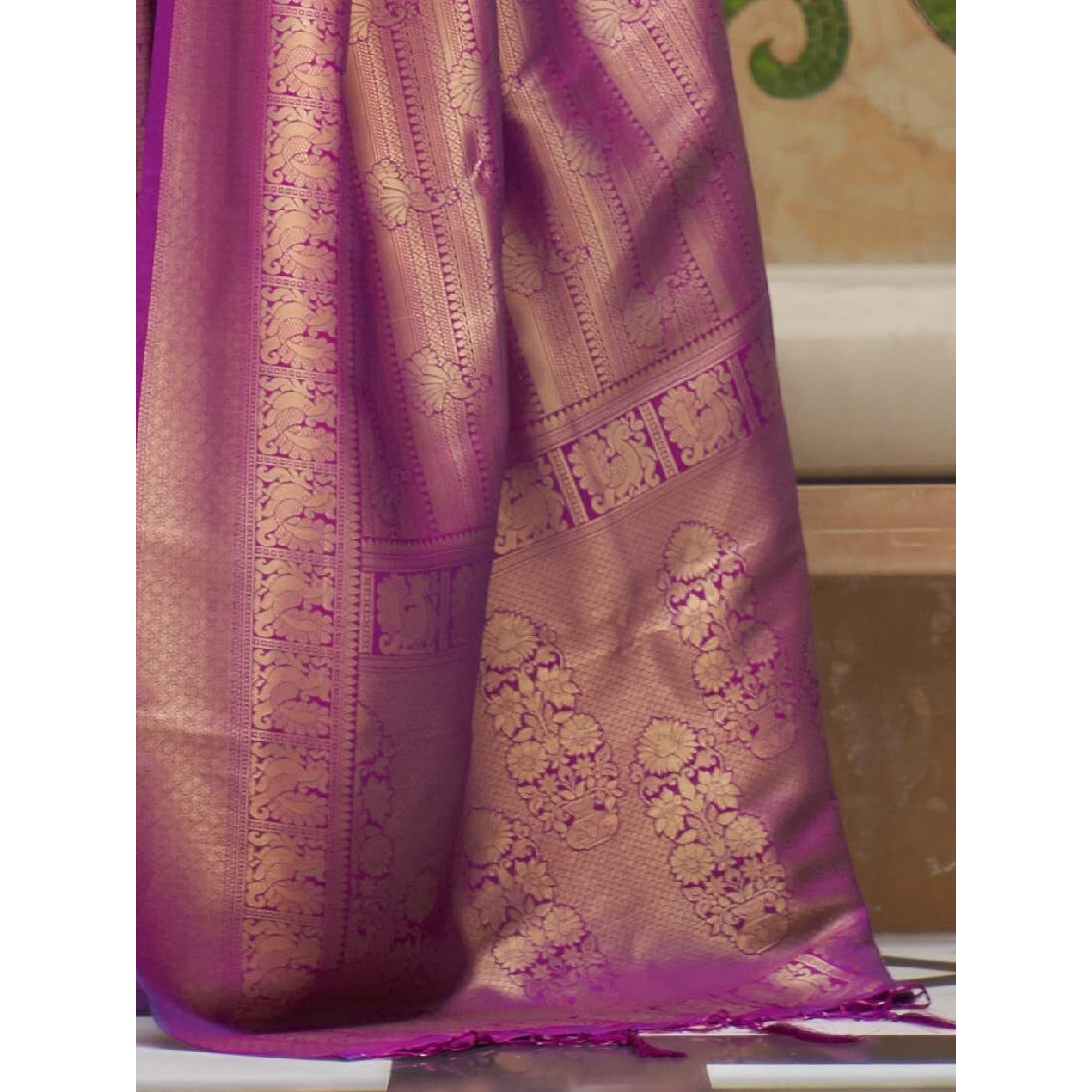 AKHILAM Womens Banarasi Silk Woven Design Saree with Unstitched Blouse Piece(Magenta_KINKB198005)