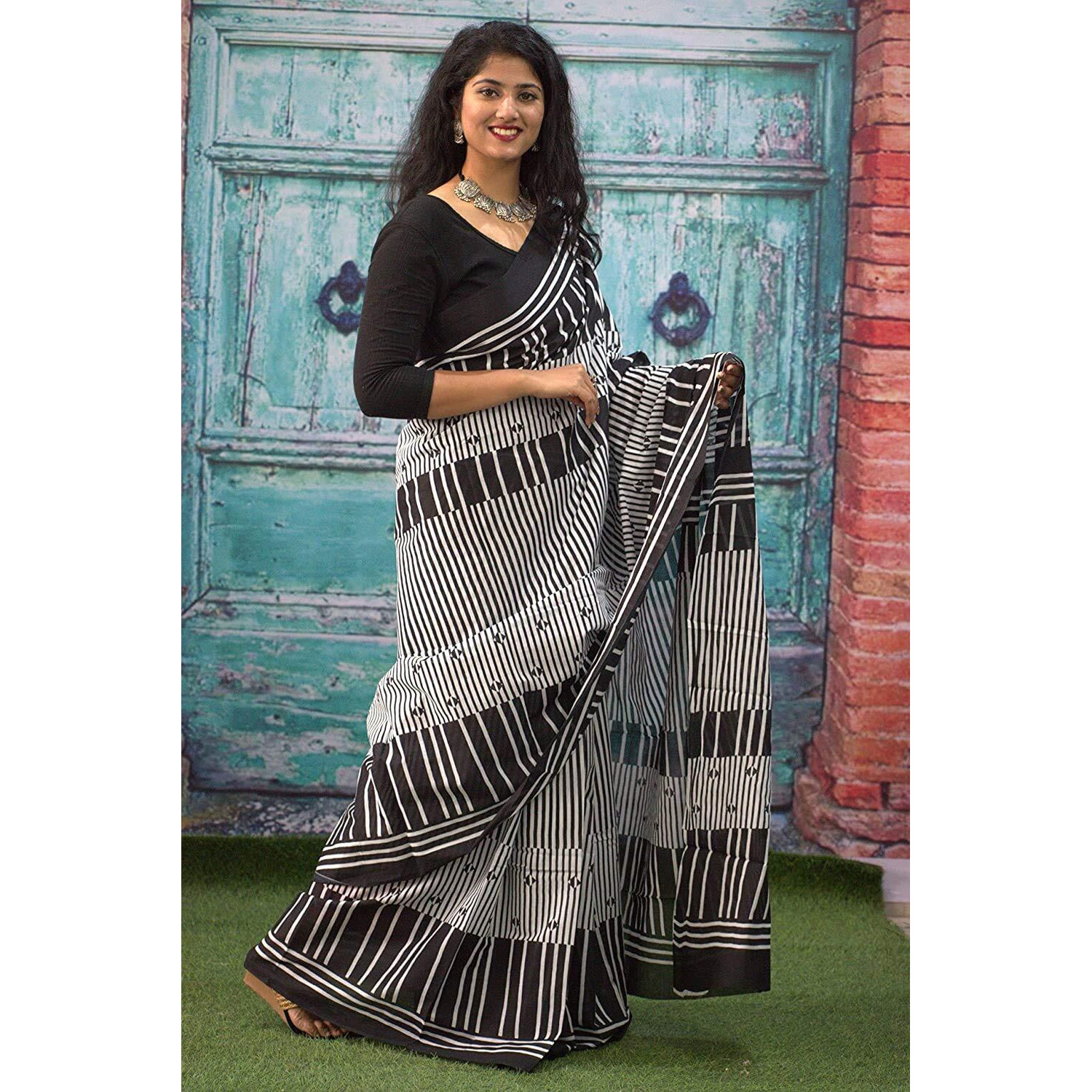 Kiaaron Womens Hand Block Kalamkari Batik Bagru Jaipuri Ikat Printed Handloom Pure Cotton Mulmul Traditional Ethnic Cotton Sarees With Printed Blouse Piece - Black