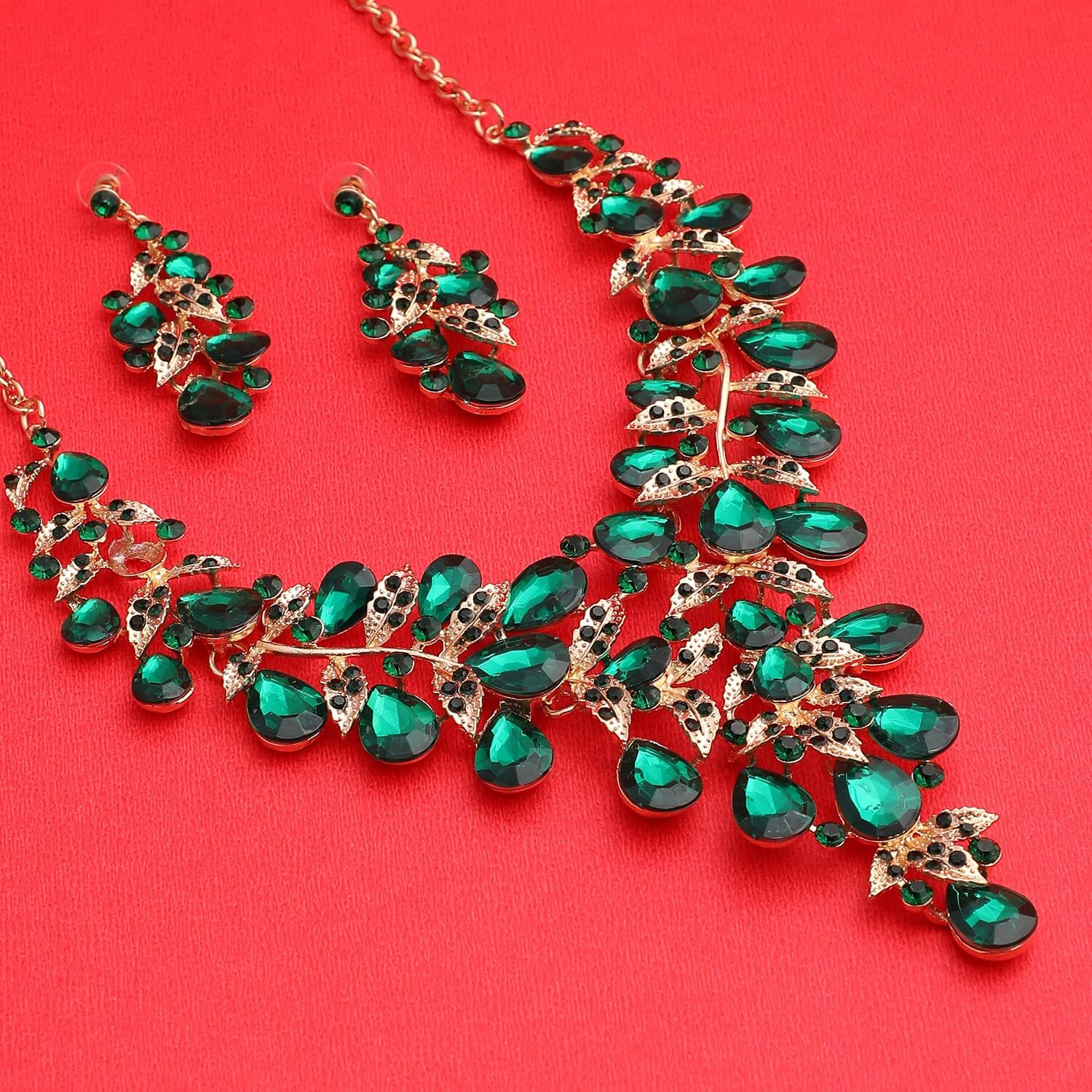 SOHI Green stones Statement Necklace Set | Gold plated jewellery set for women and girls | Necklace and Earrings | contemporary jewellery| green stone jewellery | Indo-western Fashion jewellery
