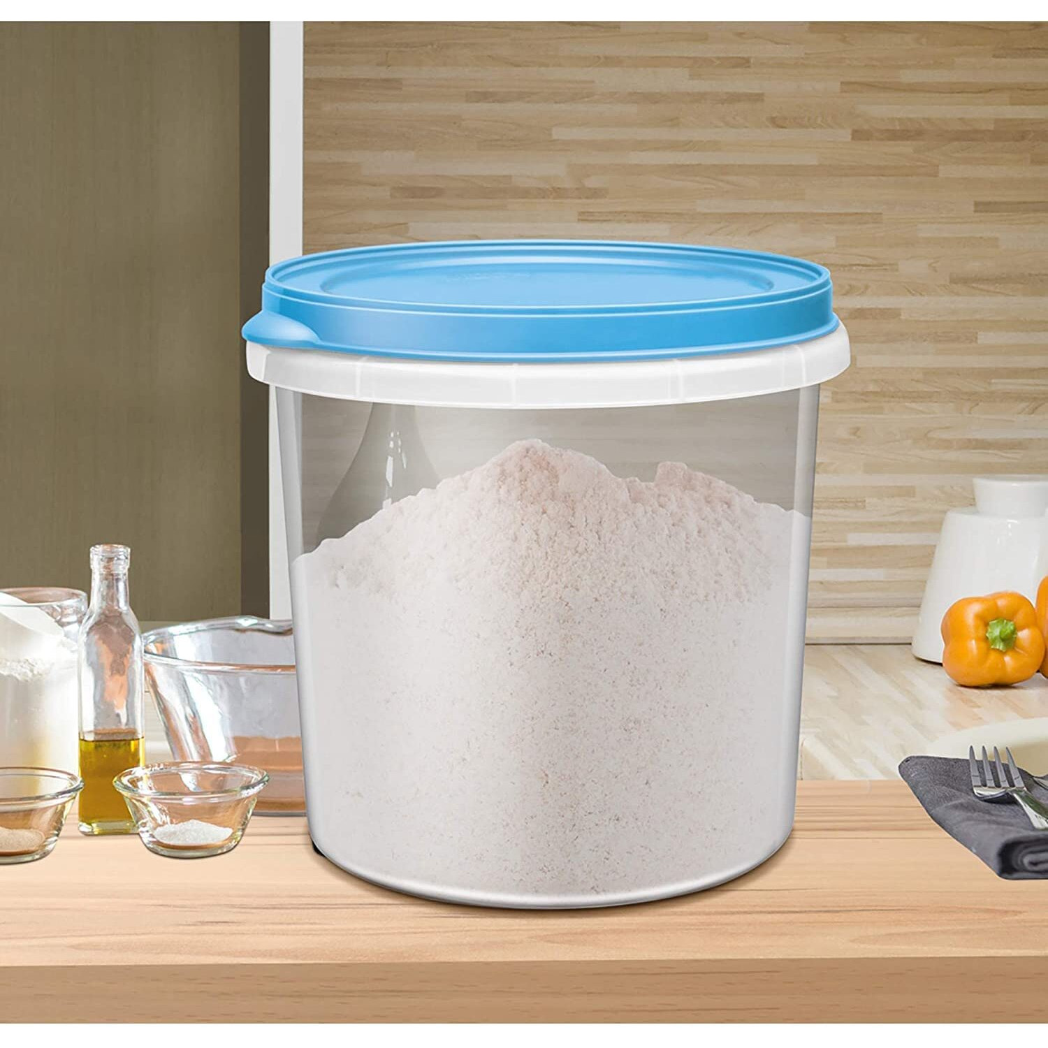 MILTON Storex Plastic Container with Lid, 15-Liter, Transparent