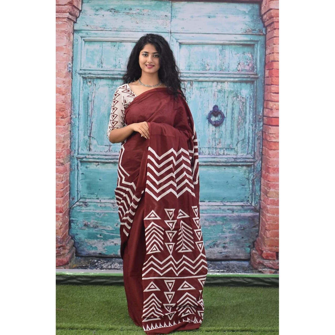 Kiaaron Womens Ikat Hand Block Print Jaipuri Cotton Mulmul Saree with Blouse Piece -Maroon_Kia535