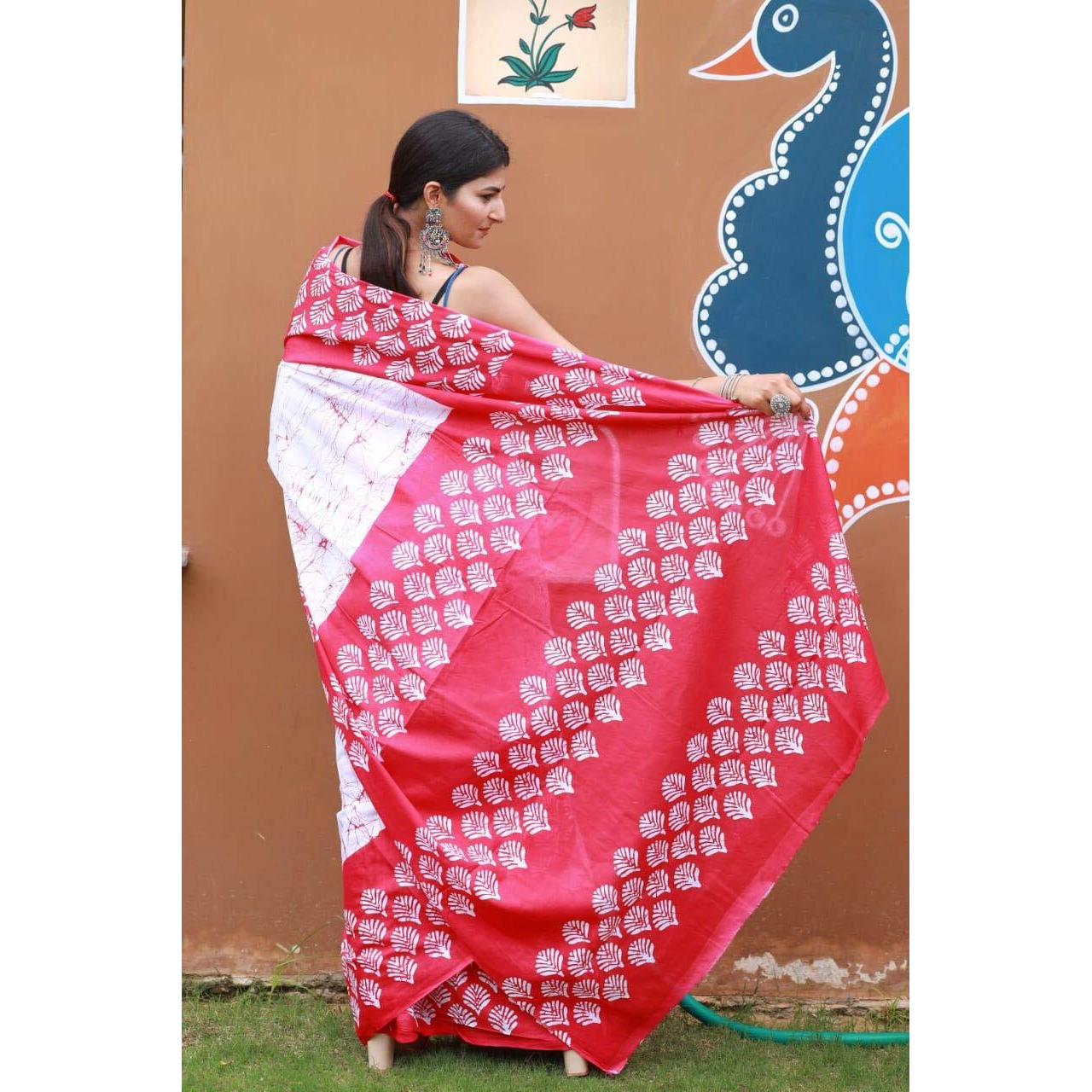 Kiaaron Womens Hand Block Kalamkari Batik Bagru Jaipuri Ikat Printed Handloom Pure Cotton Mulmul Traditional Ethnic Cotton Sarees With Printed Blouse Piece - Pink_White