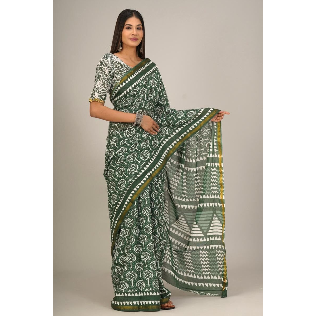 Kiaaron Handicrafts Womens Ikat Hand Block Print Jaipuri Cotton Mulmul Saree Zari Border with Blouse Piece_Green_34