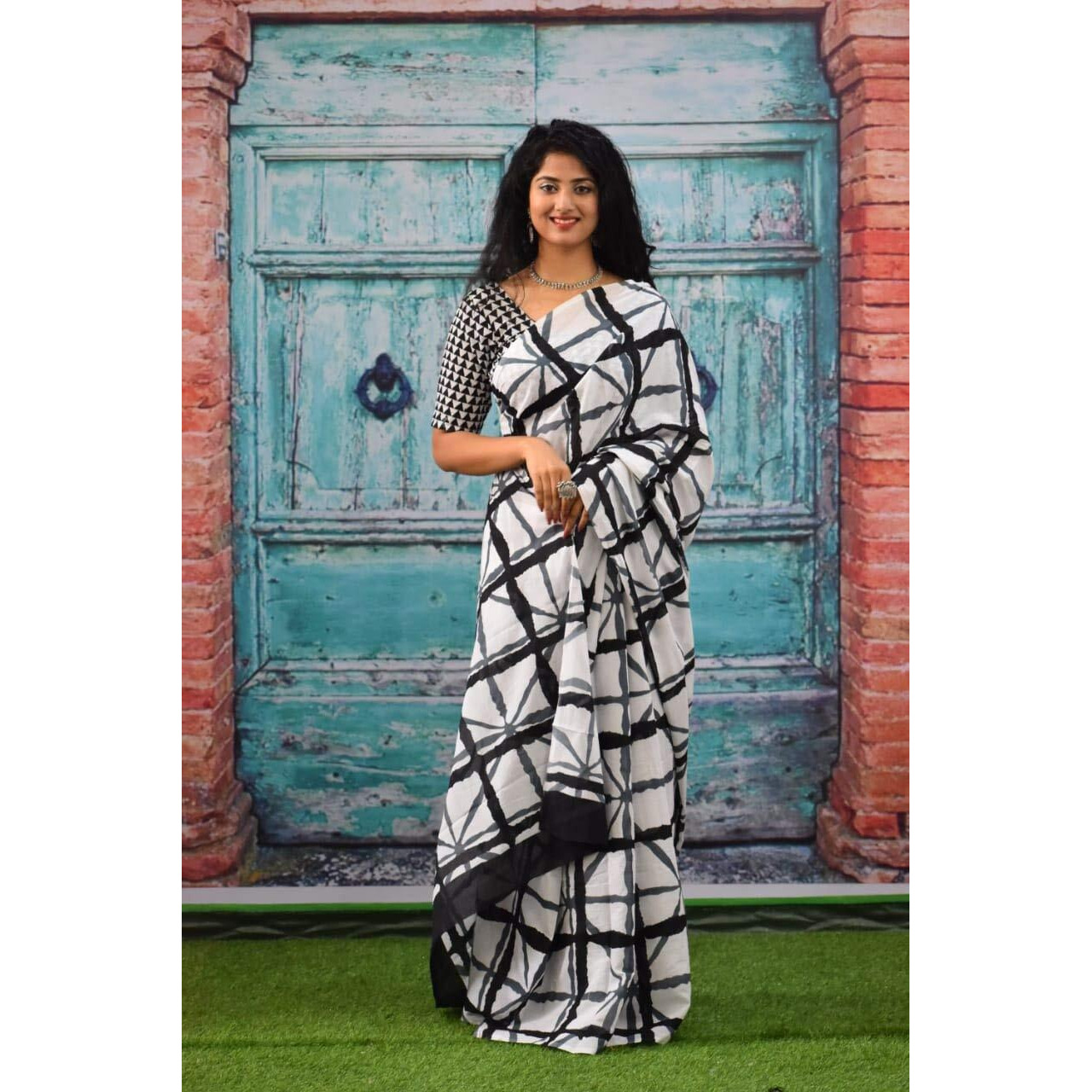 Kiaaron Womens Hand Block Kalamkari Batik Bagru Jaipuri Ikat Printed Handloom Pure Cotton Mulmul Traditional Ethnic Cotton Sarees With Printed Blouse Piece - Black_White