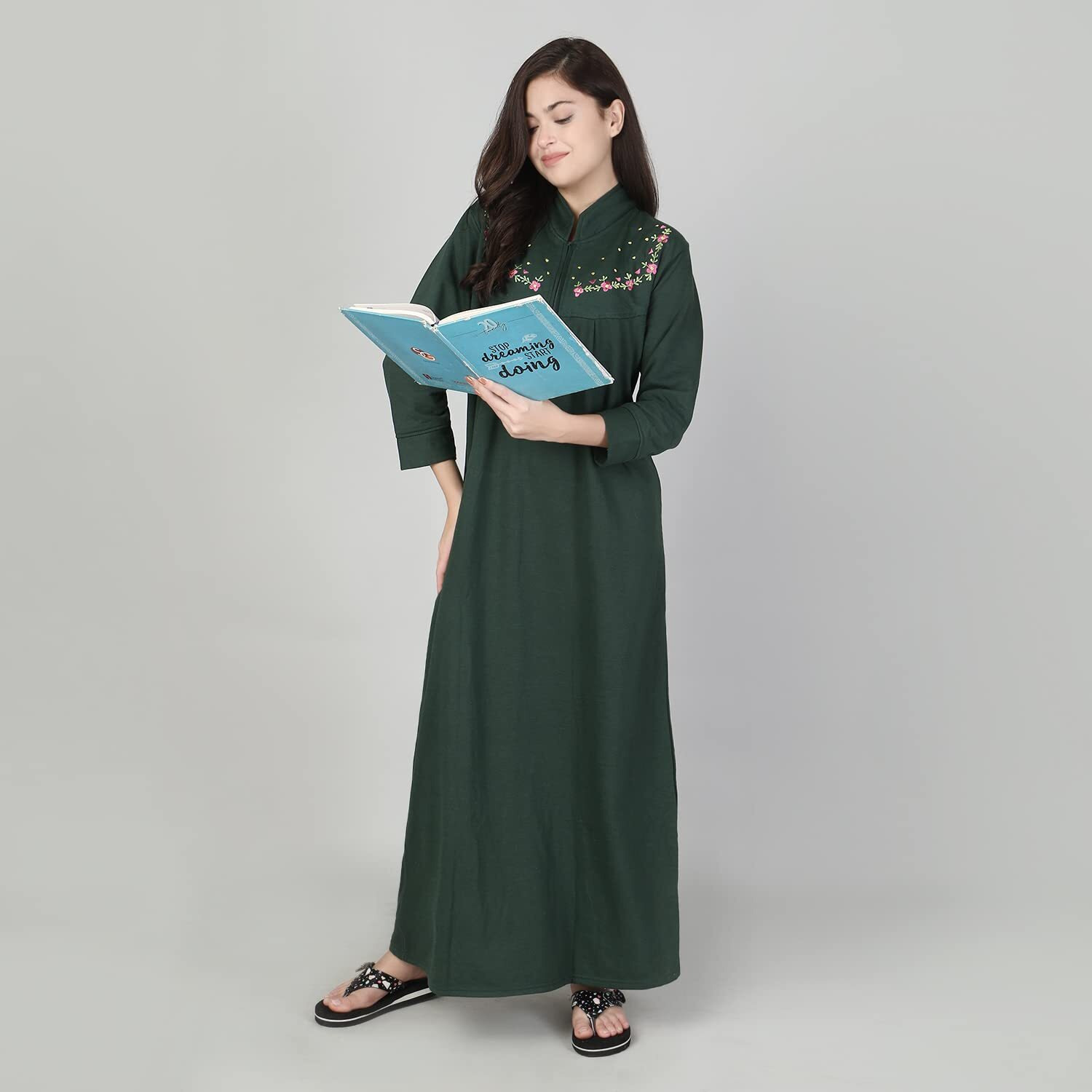 Glossia Fashion Dark Green Solid Embroidered Warm Fleece Fabric Women Maxi Woolen Nighty/Night Gown(Free Size WNTY-D18-DGR)