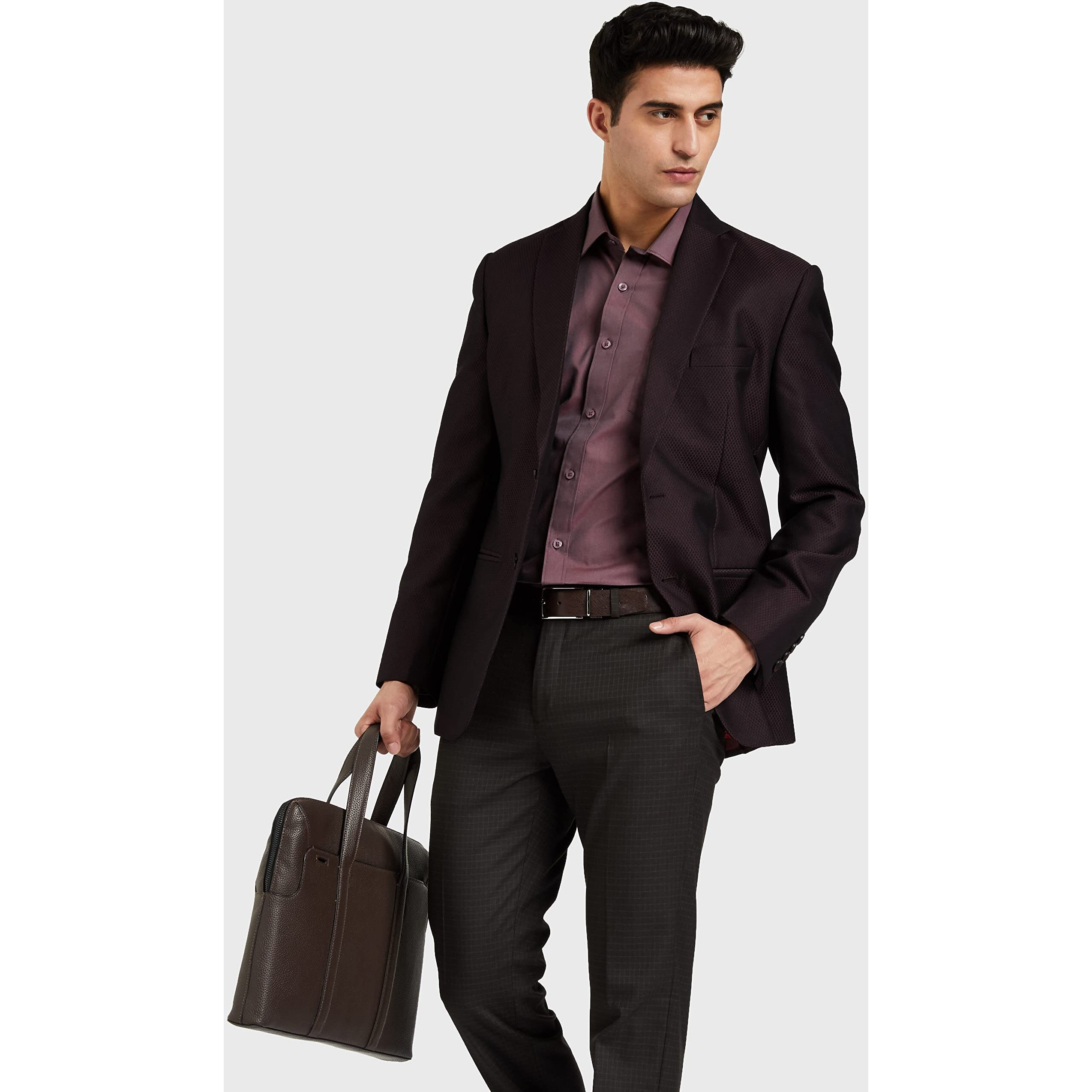 Amazon Brand - Symbol Men's Slim Fit Formal Shirt Maroon 42