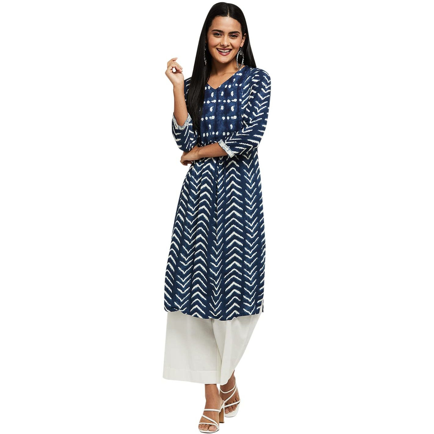 Max Women Printed V-Neck Straight Kurta (AECKAW22HE_Indigo_2XL)