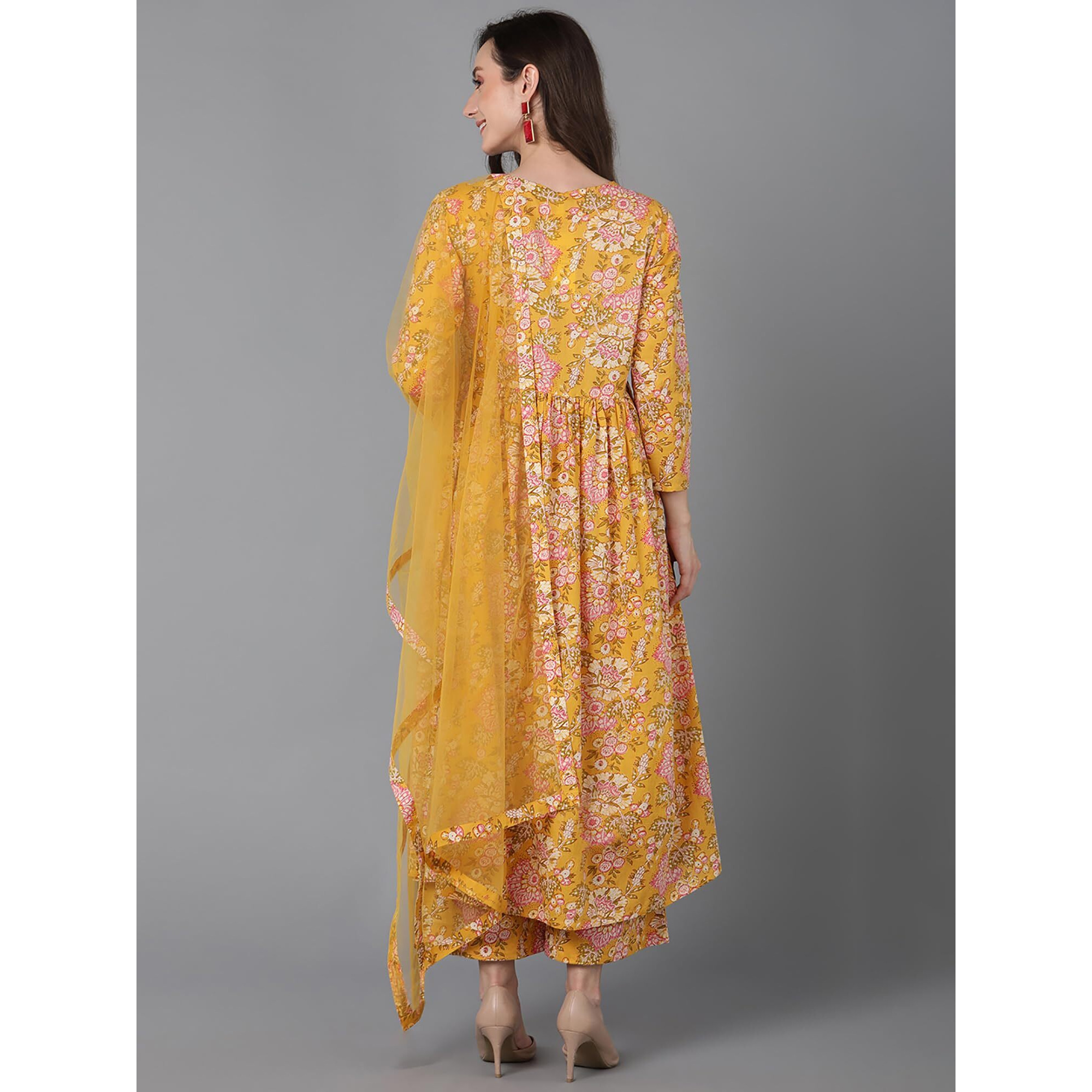 Vaamsi Women's Floral Printed Kurta Palazzos With Dupatta (VKSKD1622_XXL_Yellow)