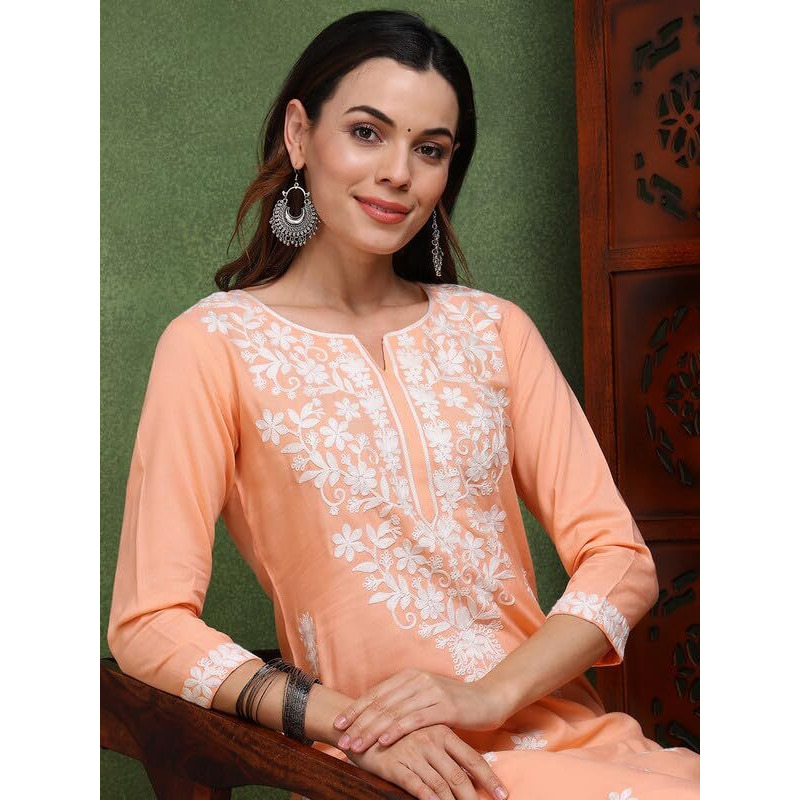 Vaamsi Women's Viscose Rayon Solid Embroidered Straight Kurta (VCK9761_S_Peach)
