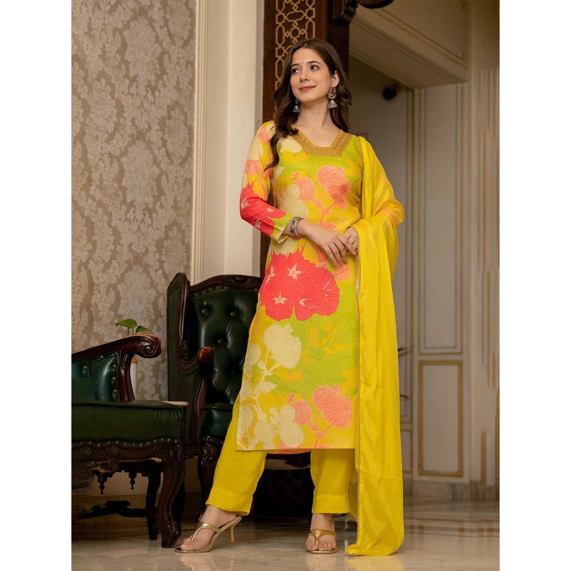 Vaamsi Women's Rayon Blend Floral Straight Printed Kurta Pant With Dupatta (PKSKD2425_XL_Yellow)