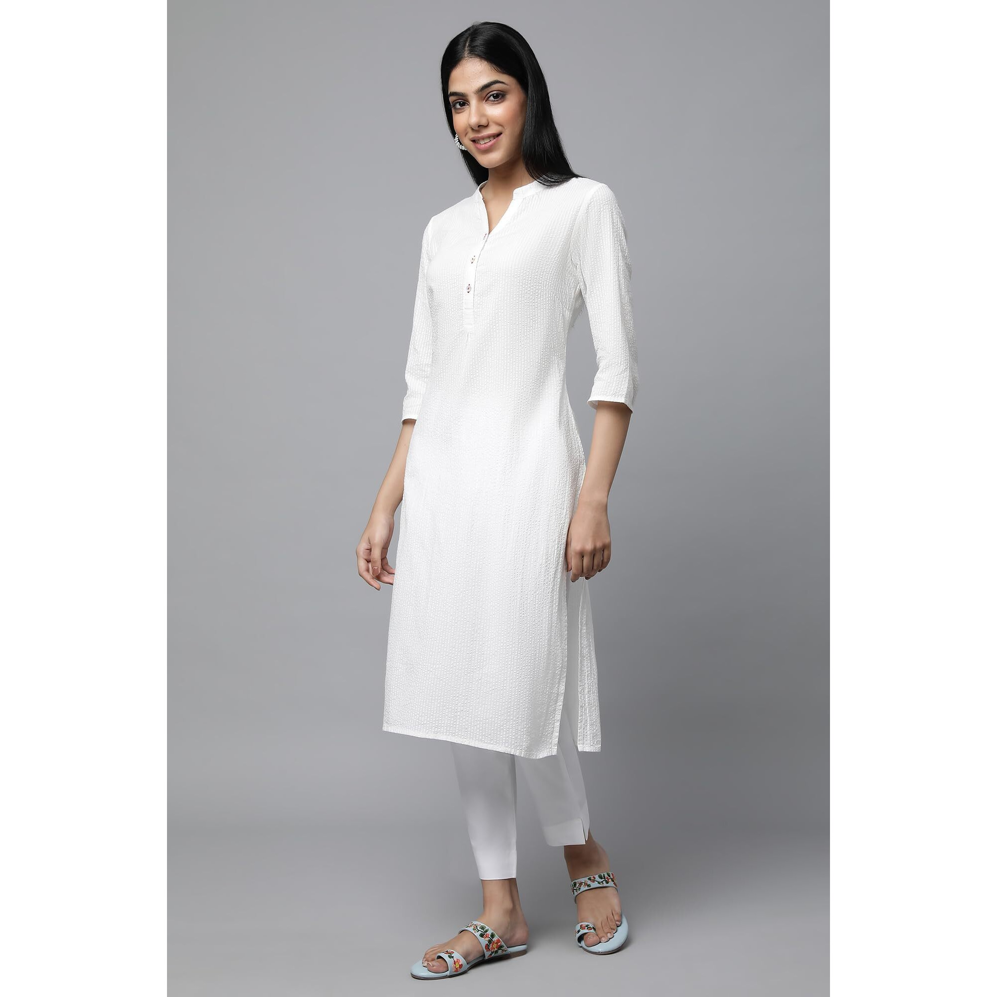 Aurelia White Solid Cotton Rayon Blend Regular Kurta