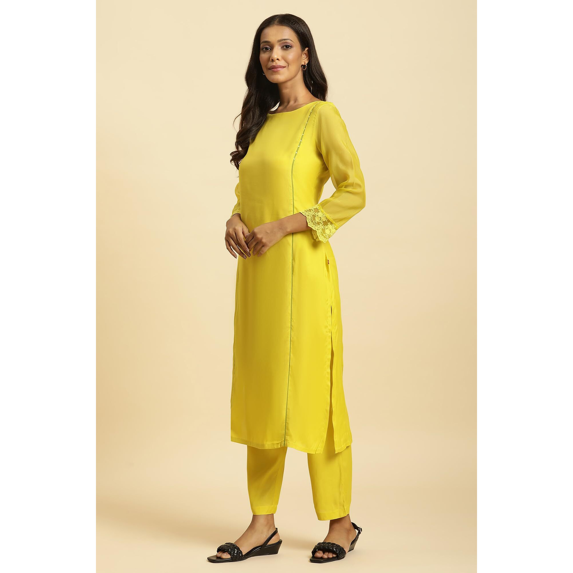 W For Woman Green Solid Lace Kurta Dupatta Bottomwear