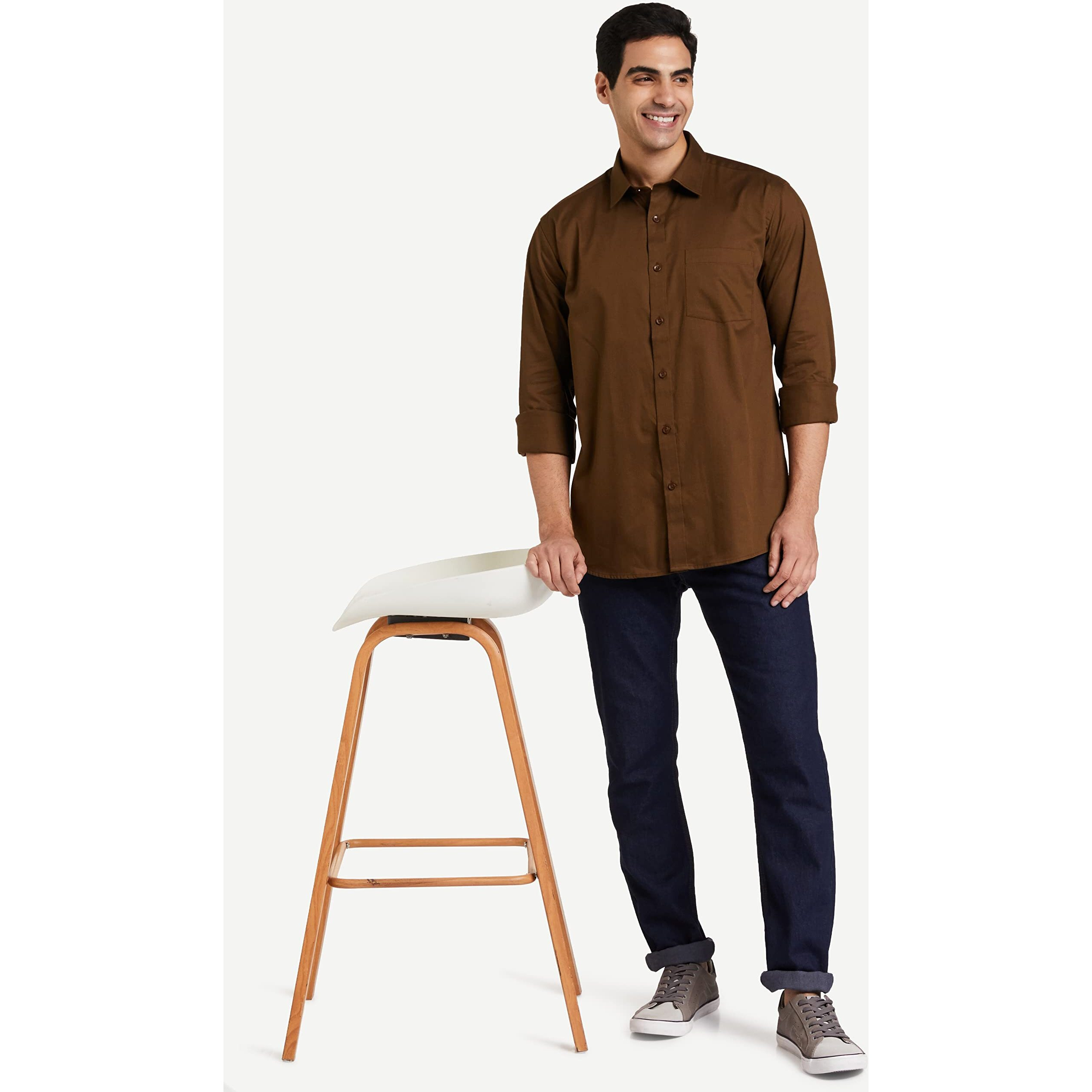 Amazon Brand - Symbol Men's Solid Cotton Formal Shirt | Plain | Full Sleeve - Regular Fit (Available in Plus Size) (Brown_44)