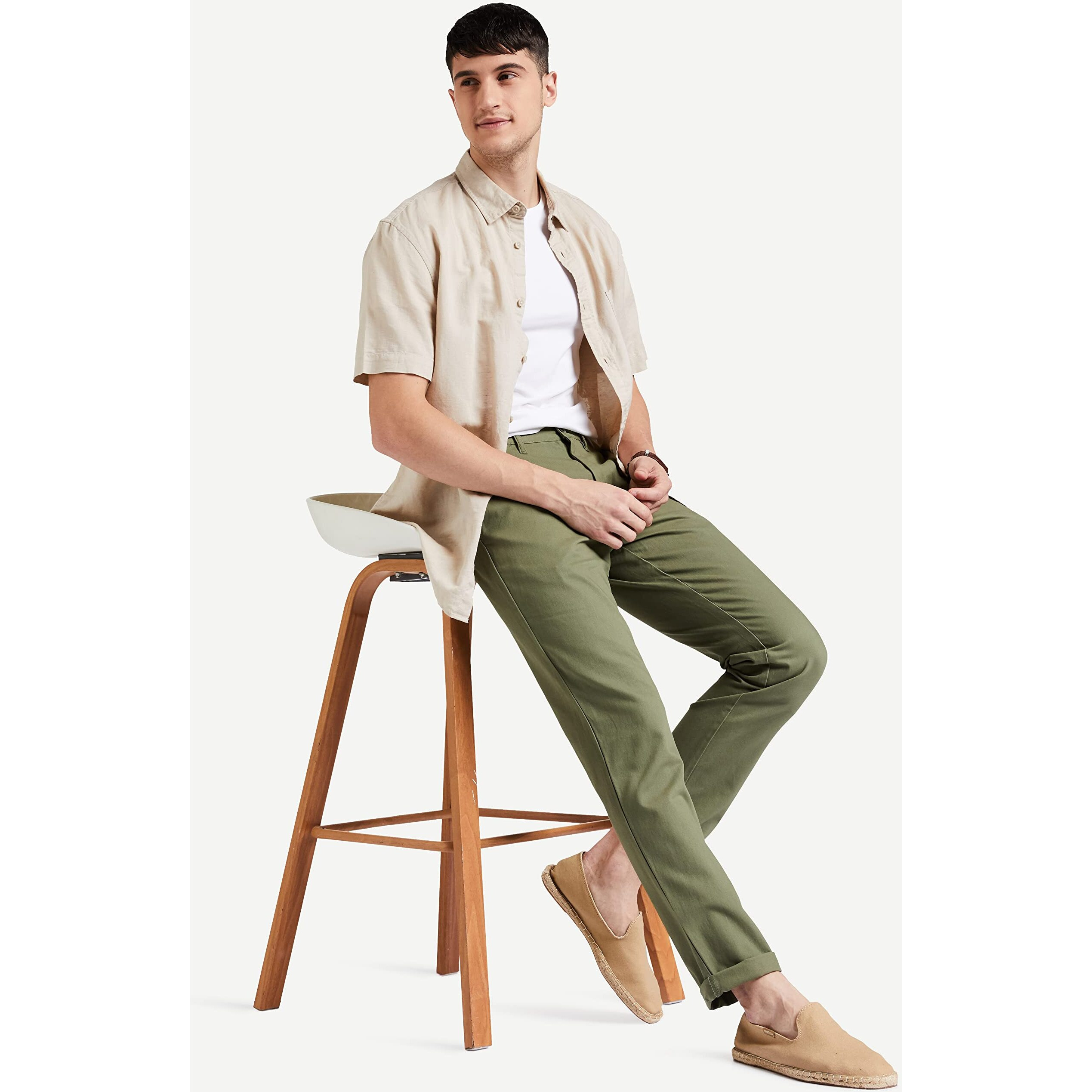 Amazon Brand - Symbol Men's Casual Cotton Pants | Chinos | Trousers (Regular Fit) (Light Olive_28)