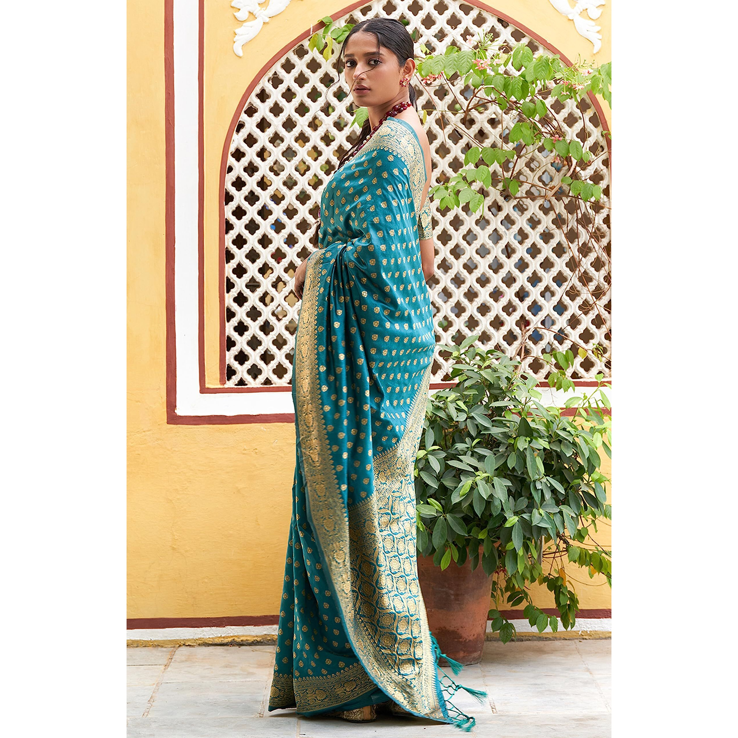 Janasya Women's Teal Green Banarasi Silk Woven Ethnic Motifs Saree with Unstitched Blouse Piece (SAR268-J)