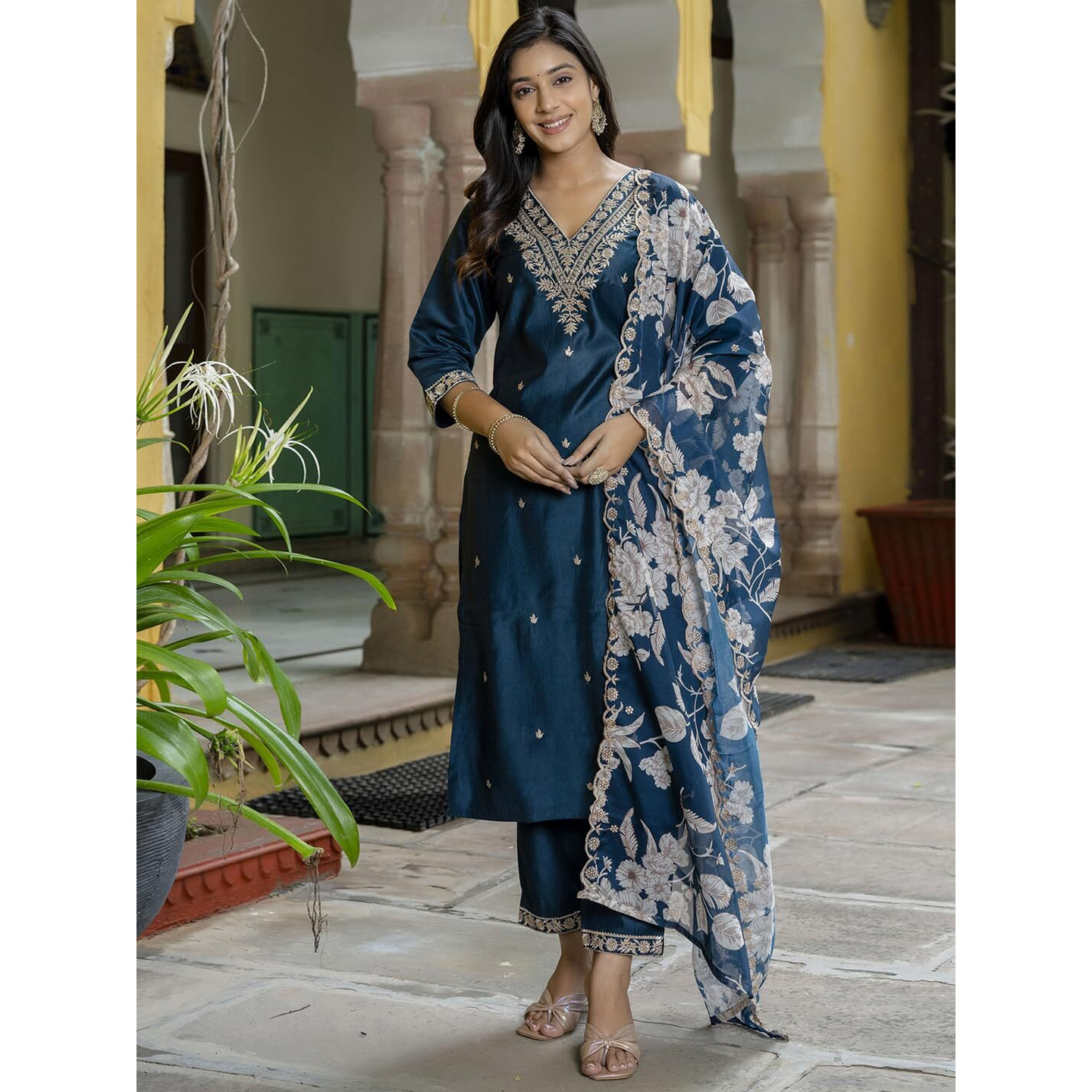 Vredevogel Kurta Set With Dupatta | Embroidered Viscose Rayon Kurta Pant Set For Women | Women's Ethnic Casual Kurti Set (Teal_Large)