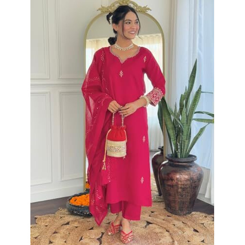 Naixa Women's Gajri Chanderi Silk Embroidered Straight Kurta With Chanderi Silk Pant And Chanderi Silk Laced Dupatta Sets (Nk-426-Gajri-M)