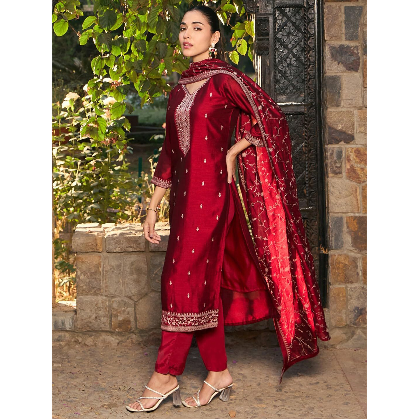 Indo Era Women's Silk Blend Embroidered Calf Length Straight Kurta And Pant With Dupatta Set (Kh9Mr6132_Medium), Maroon