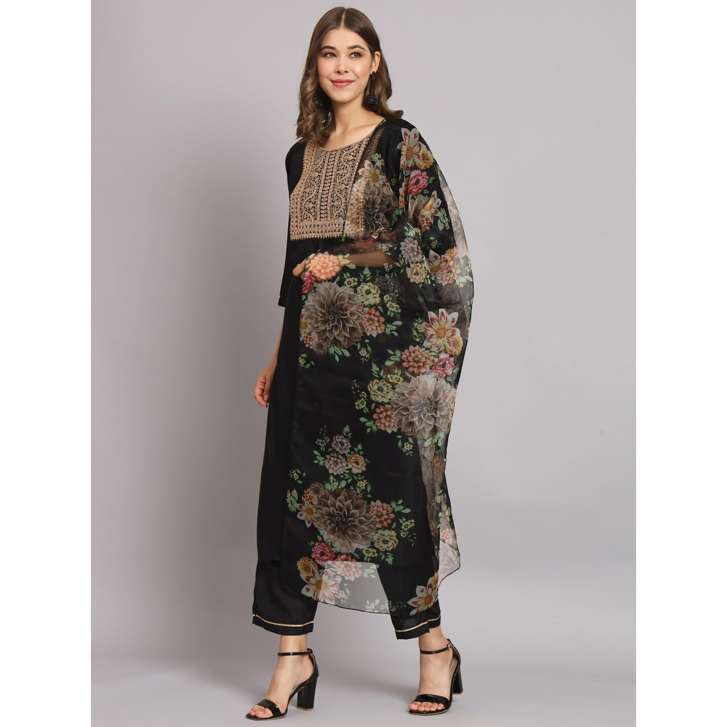 Vredevogel Women's Cotton Blend Embroidered Kurta With Pant & Organza Dupatta Set (Black_Large)