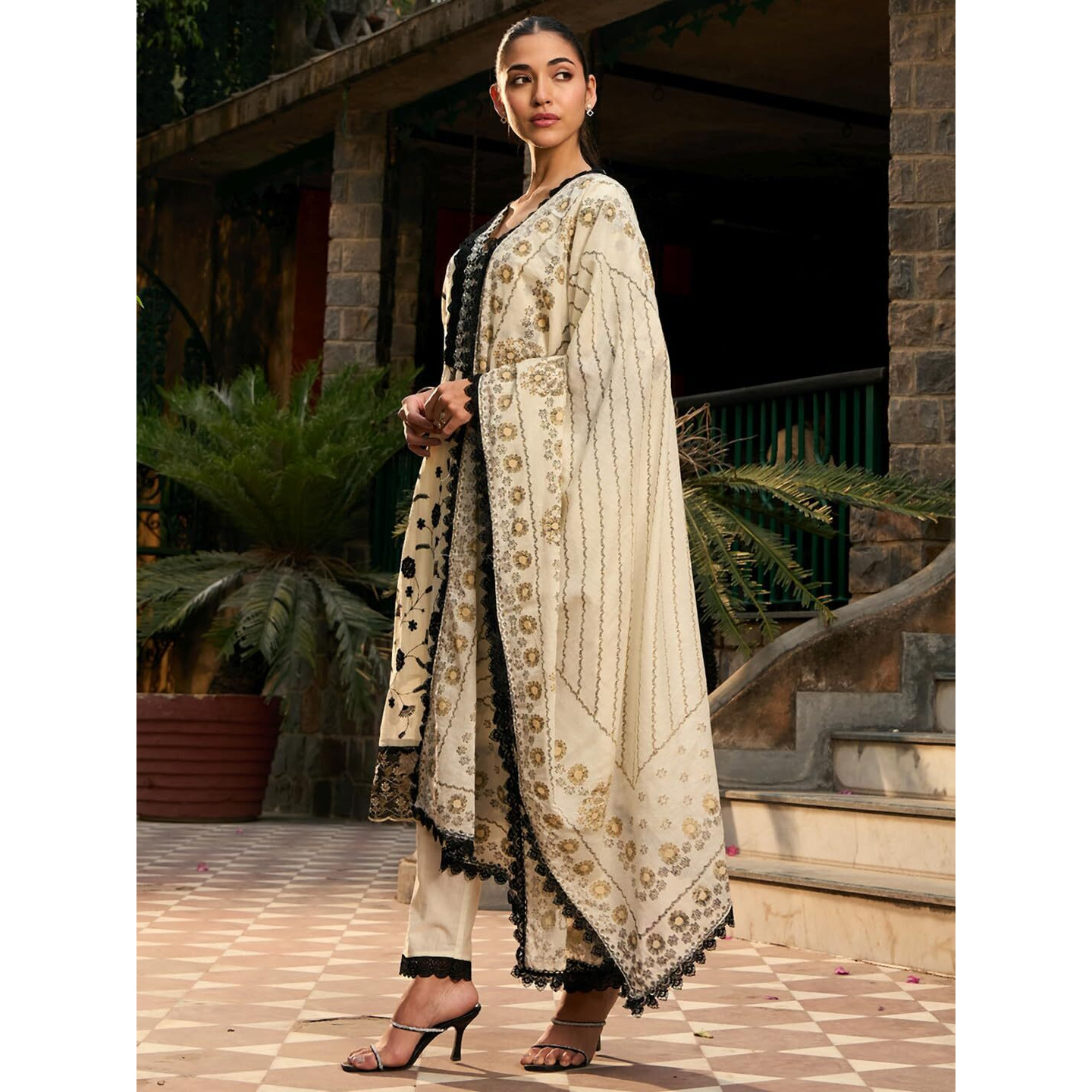 Indo Era Women's Embroidered Pure Cotton Calf Length Straight Kurta & Pant With Dupatta Set (Kh0Ow6085_Small)