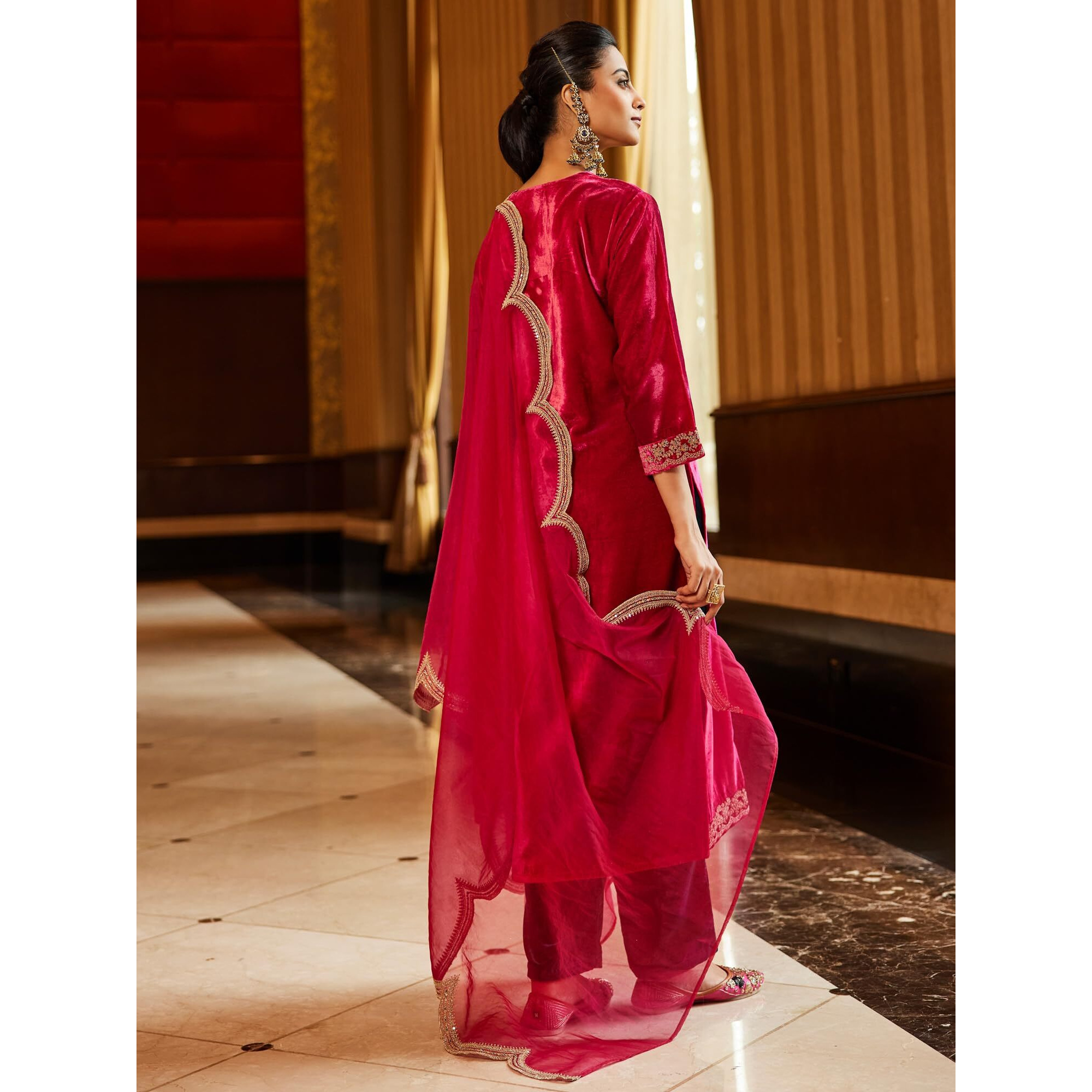 Indo Era Women's Pink Velvet Embroidered Straight Kurta & Pant With Dupatta Set (Ieout6671_X-Small)
