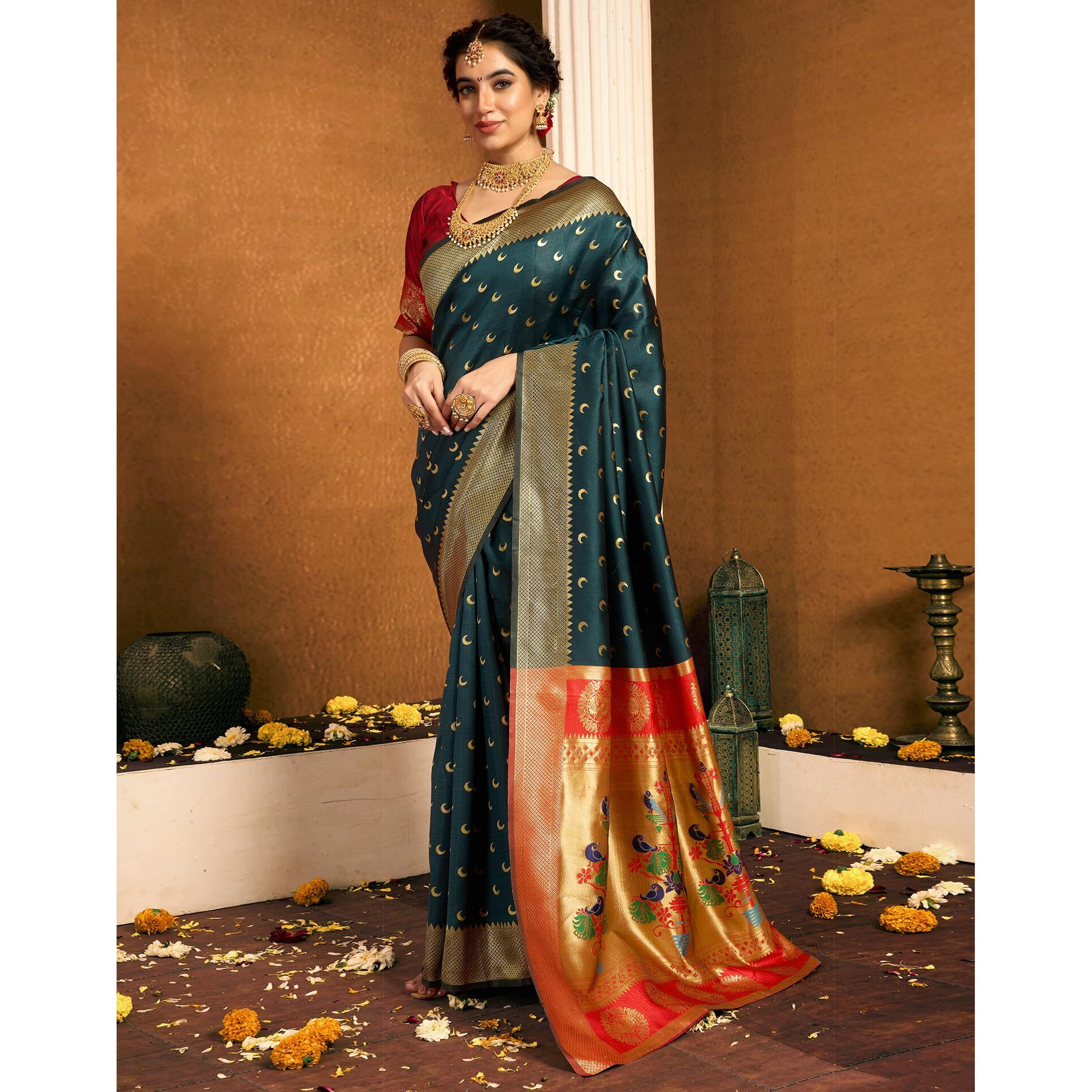 Siril Women's Paithani Silk Saree | Chandrakor Paithani Saree With Unstitched Blouse Piece (4047S6312_Dark Green)