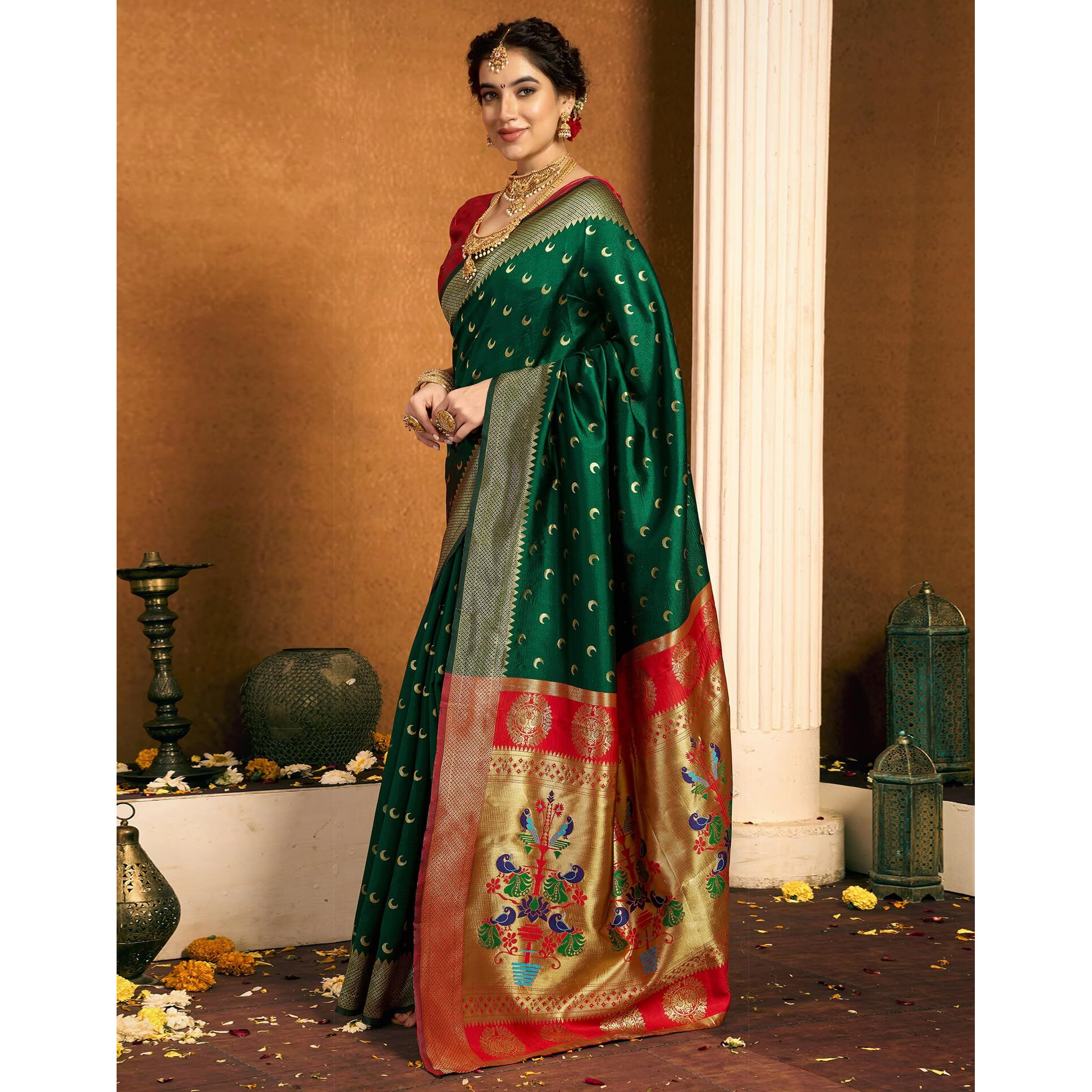 Siril Women's Paithani Silk Saree | Chandrakor Paithani Saree With Unstitched Blouse Piece (4047S6316_Green)