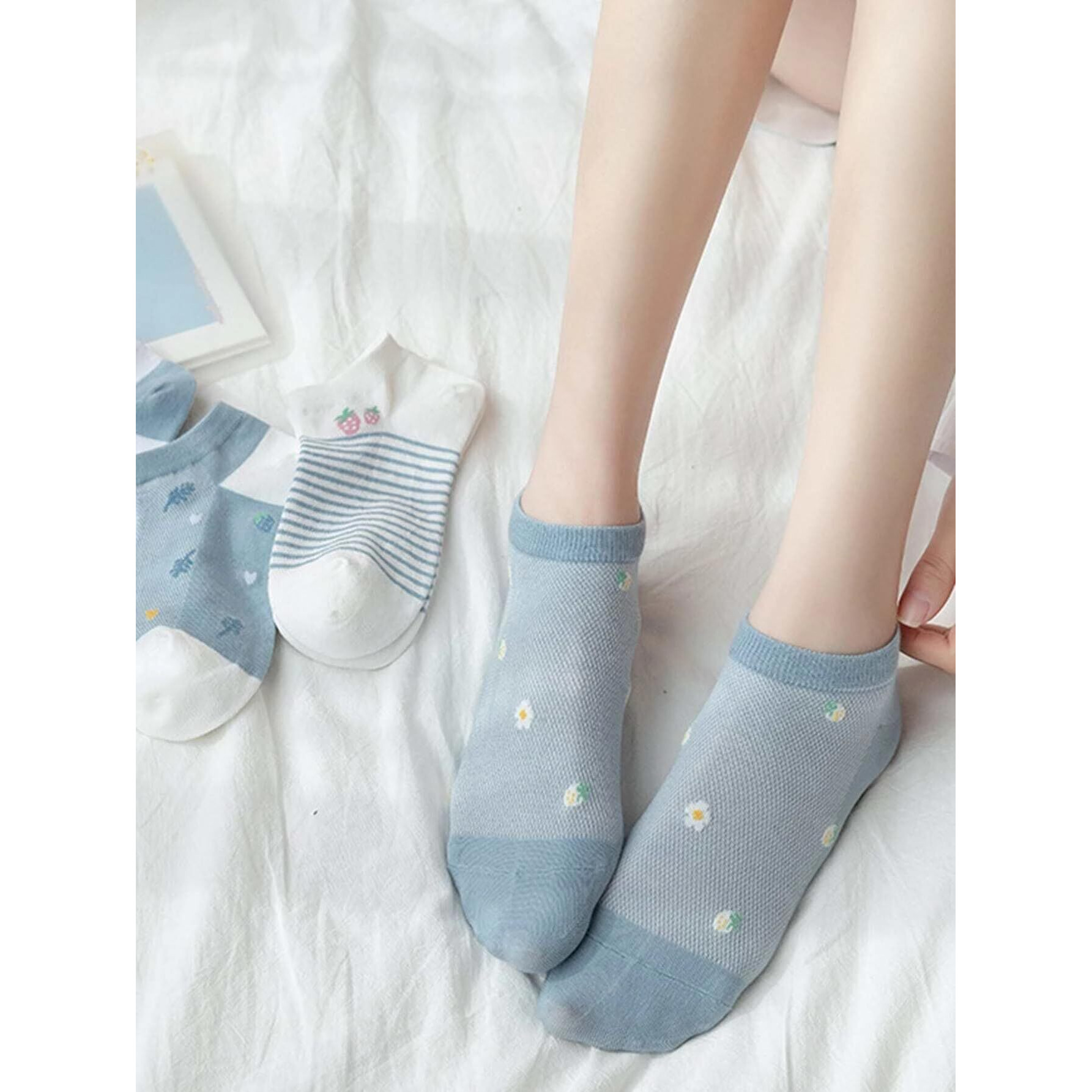 Sweet Caboodles Cotton Women's Ankle Socks For Casual & Sports Multicolor Odour Free Fancy Multi Design Socks Pack (In, Alpha, Free Size, Blue Strawberry)