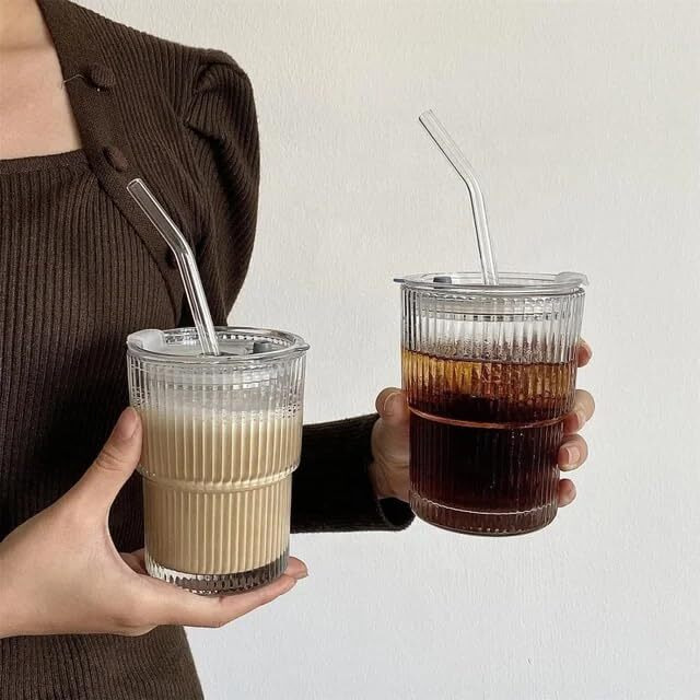 Kikiluxxa Glass Water Tumbler With Straw And Lid Sealed Carry On Thick Wall Iced Coffee Cup Glass Sipper Cup For Water, Iced Tea Fruit Juice Set Of 1, 400Ml (Clear) (Us Lined T 1)